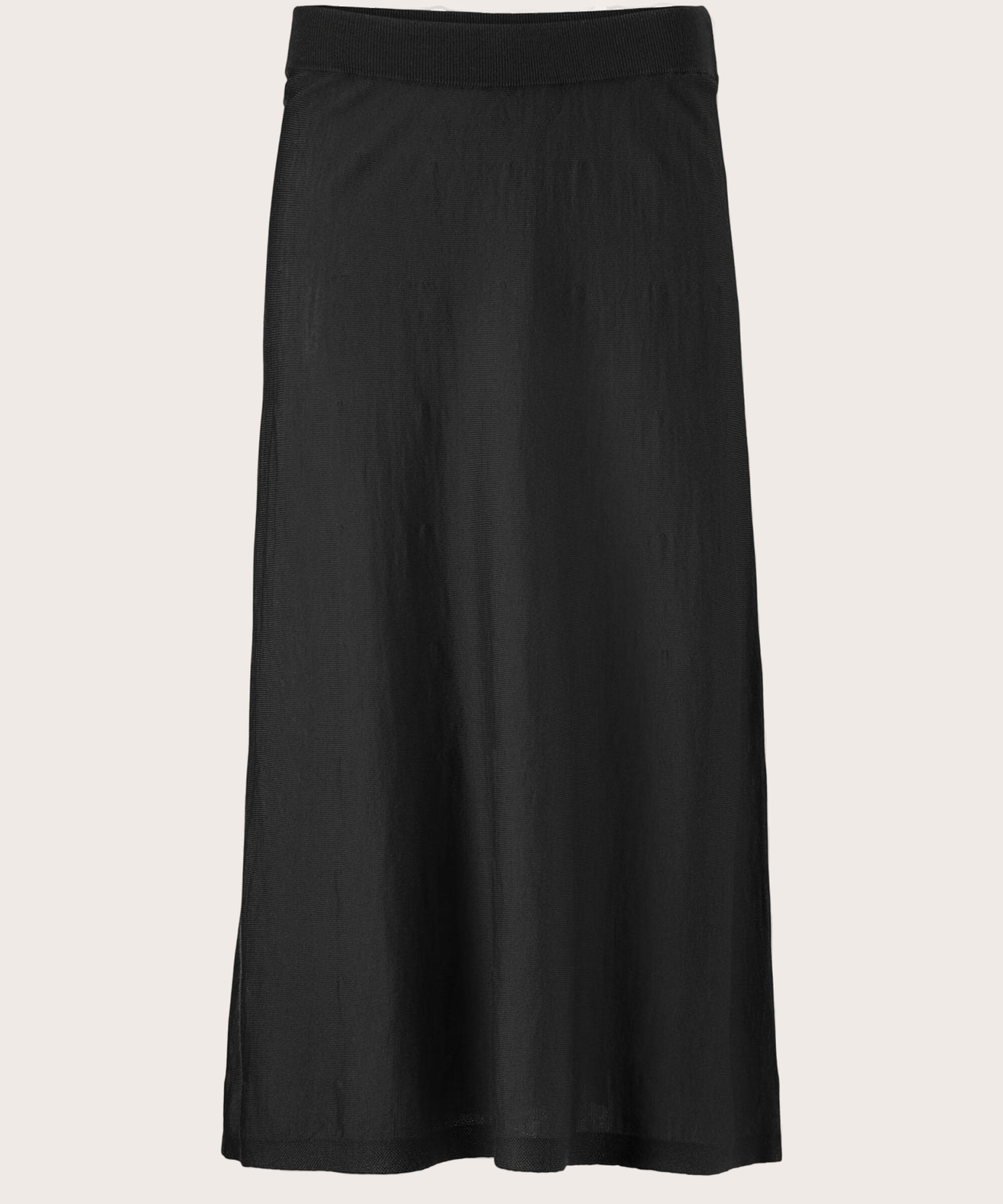 Stina Nederdel, Black