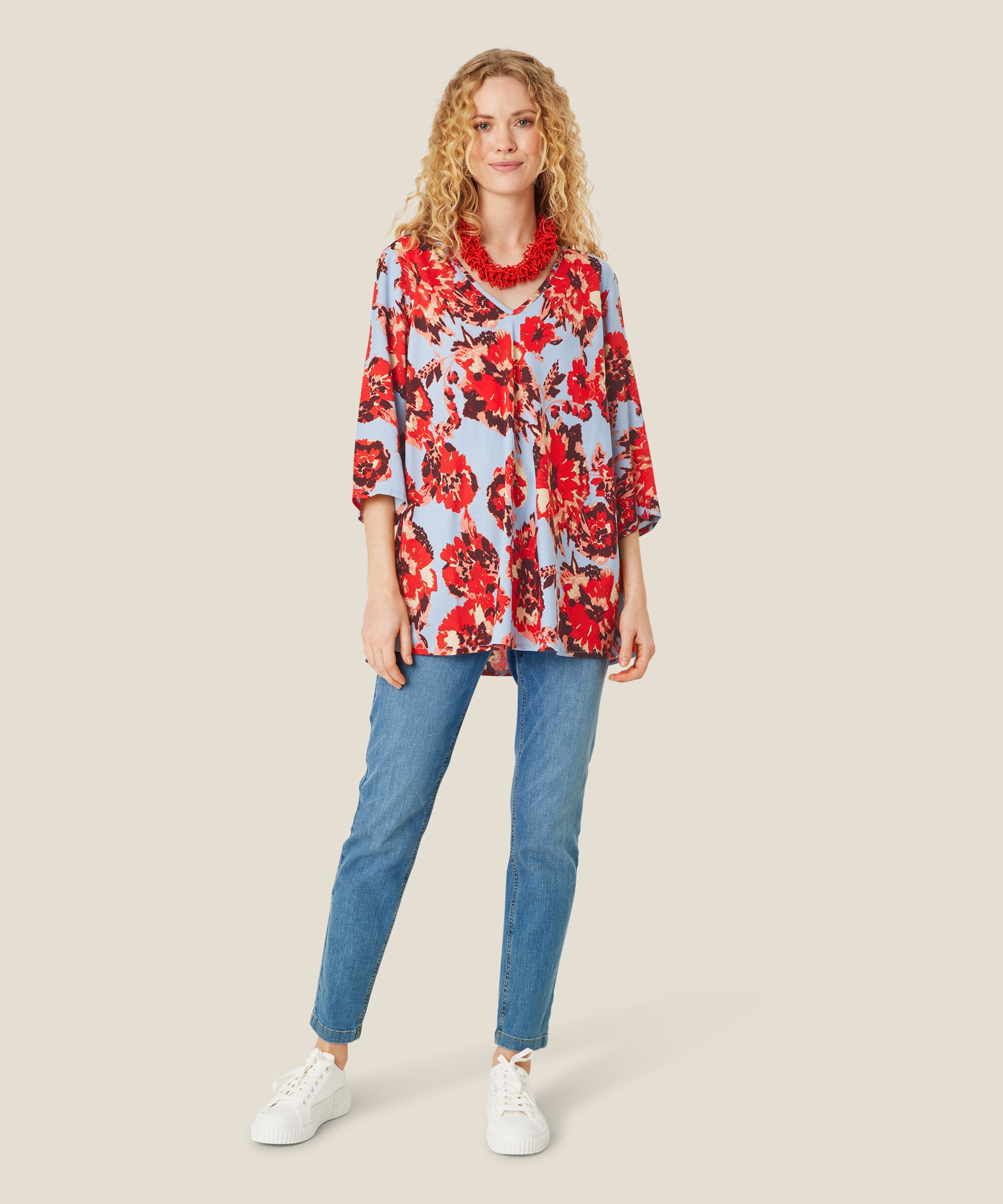 Revila Halskæde, Orange com