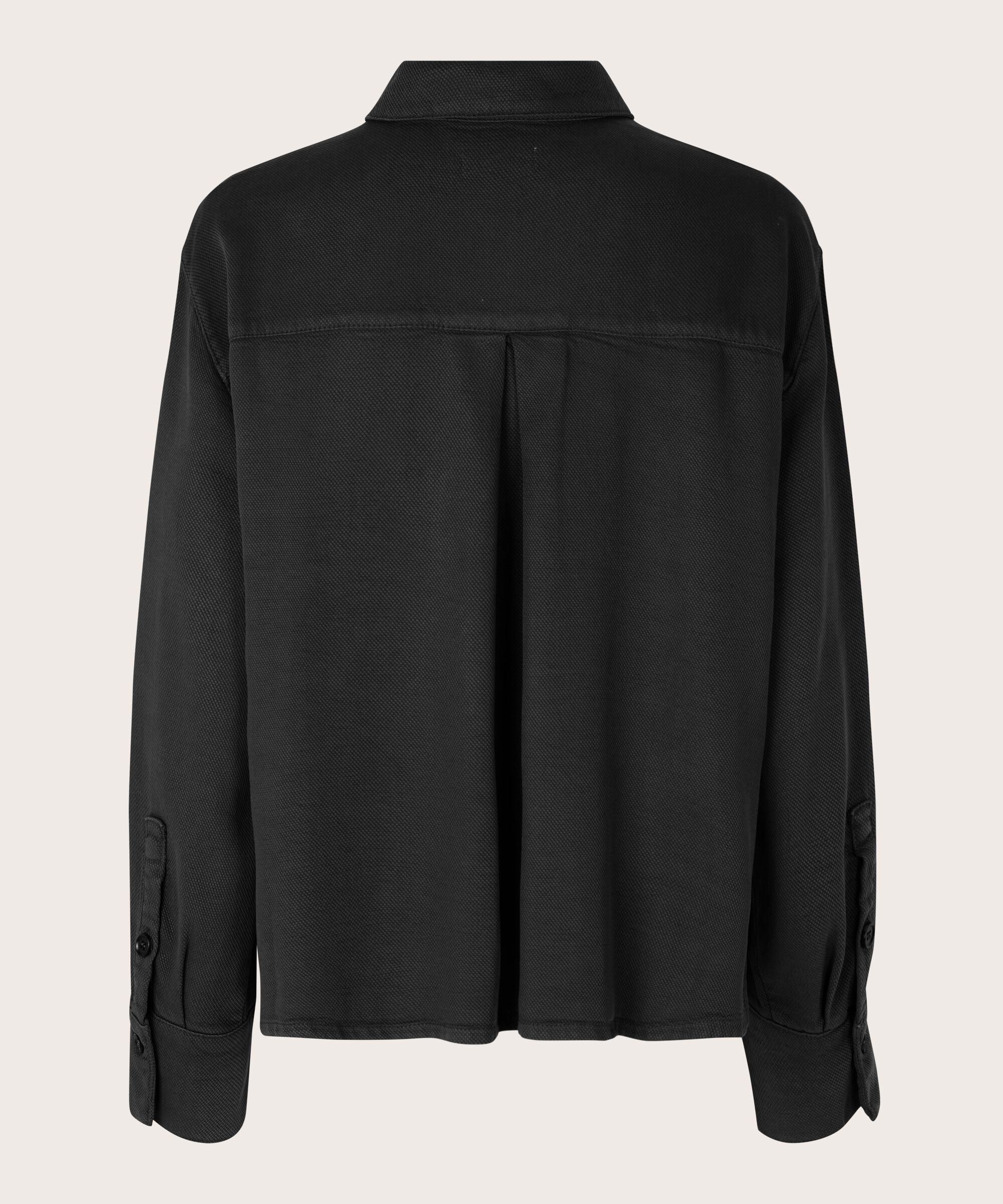 Jenica Jakke, Black