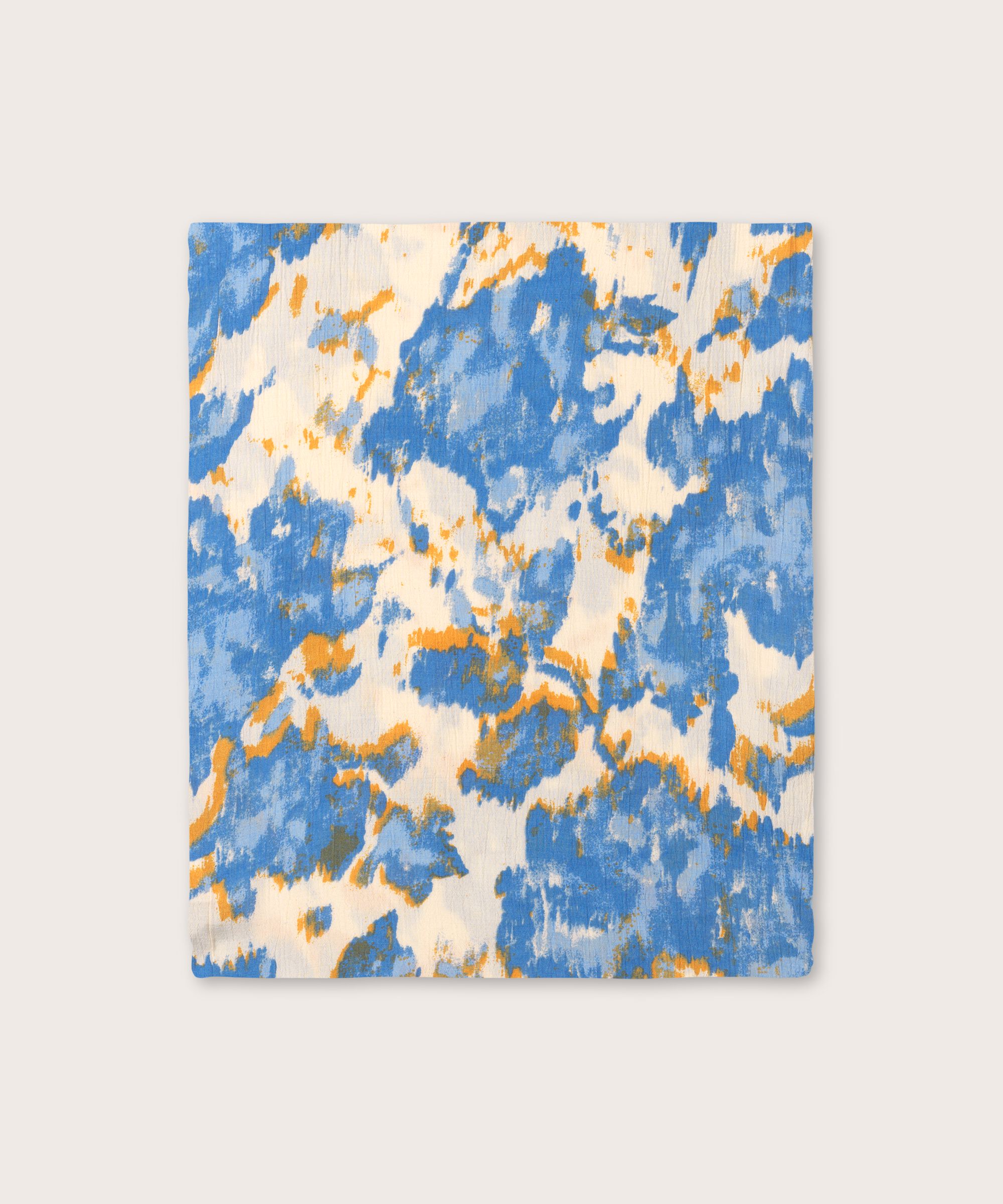 Along Tørklæde, Nebulas Blue