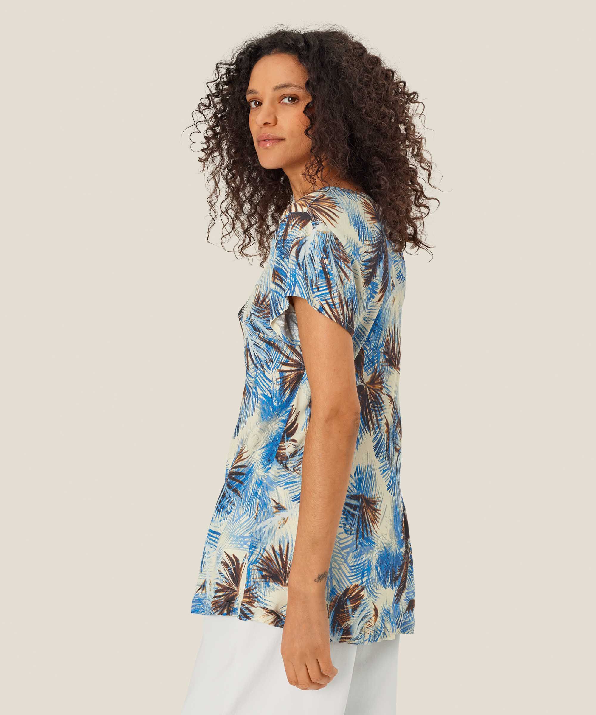 Kallo Top, Della Blue