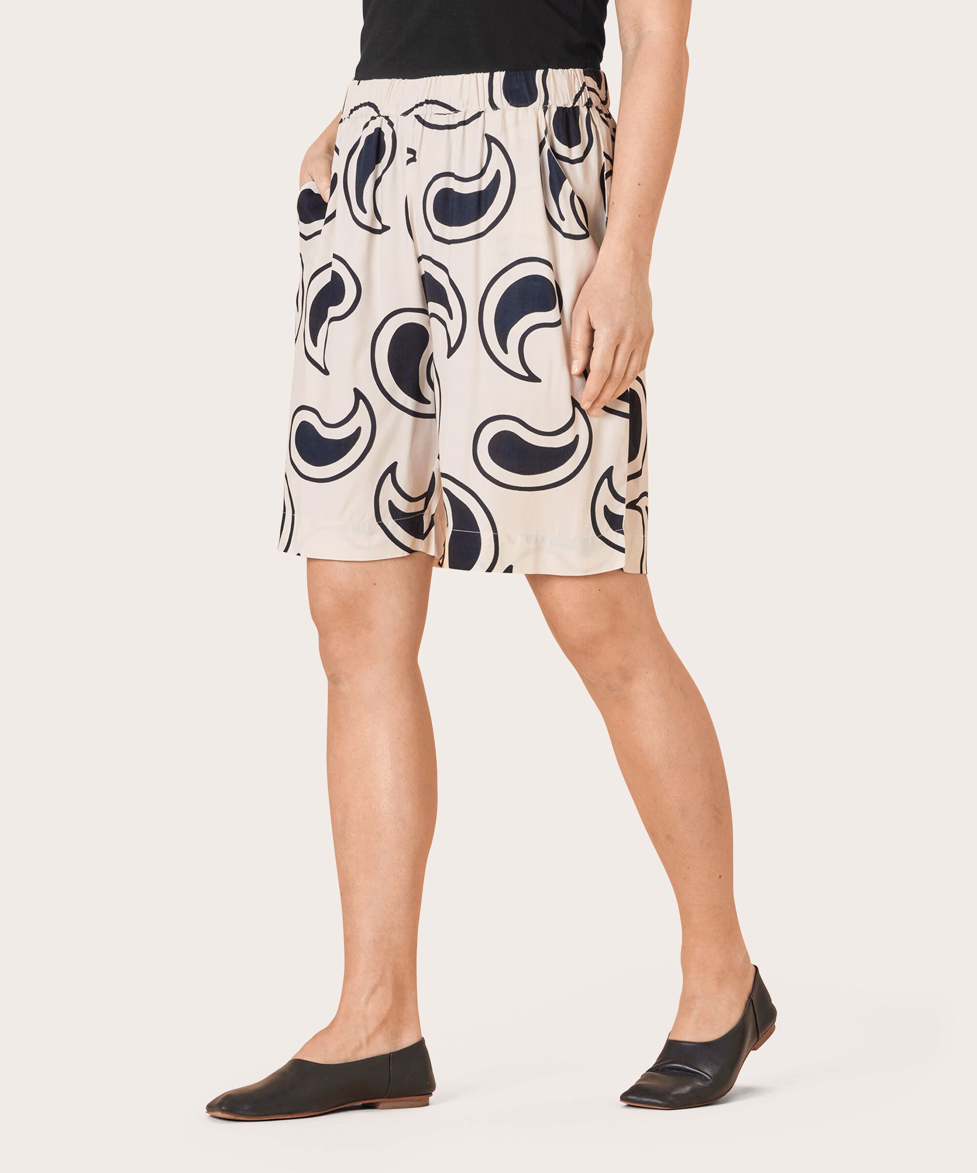 PRUDIE SHORTS, Black