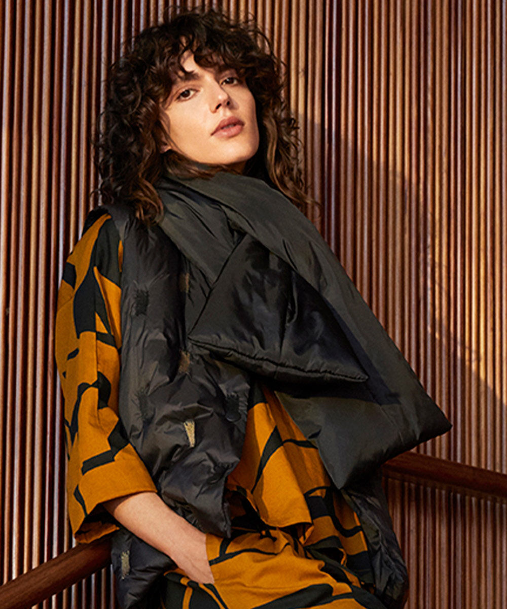 ANNIE T&Oslash;RKL&AElig;DE, Black