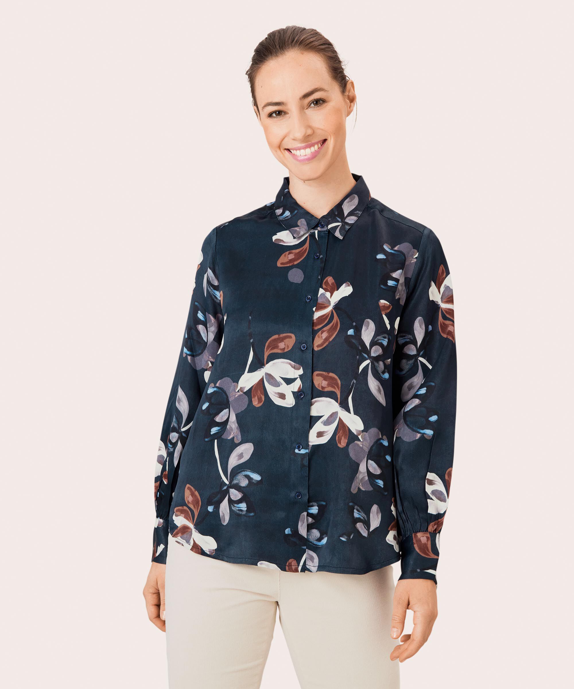 Iranai Skjorte, Navy