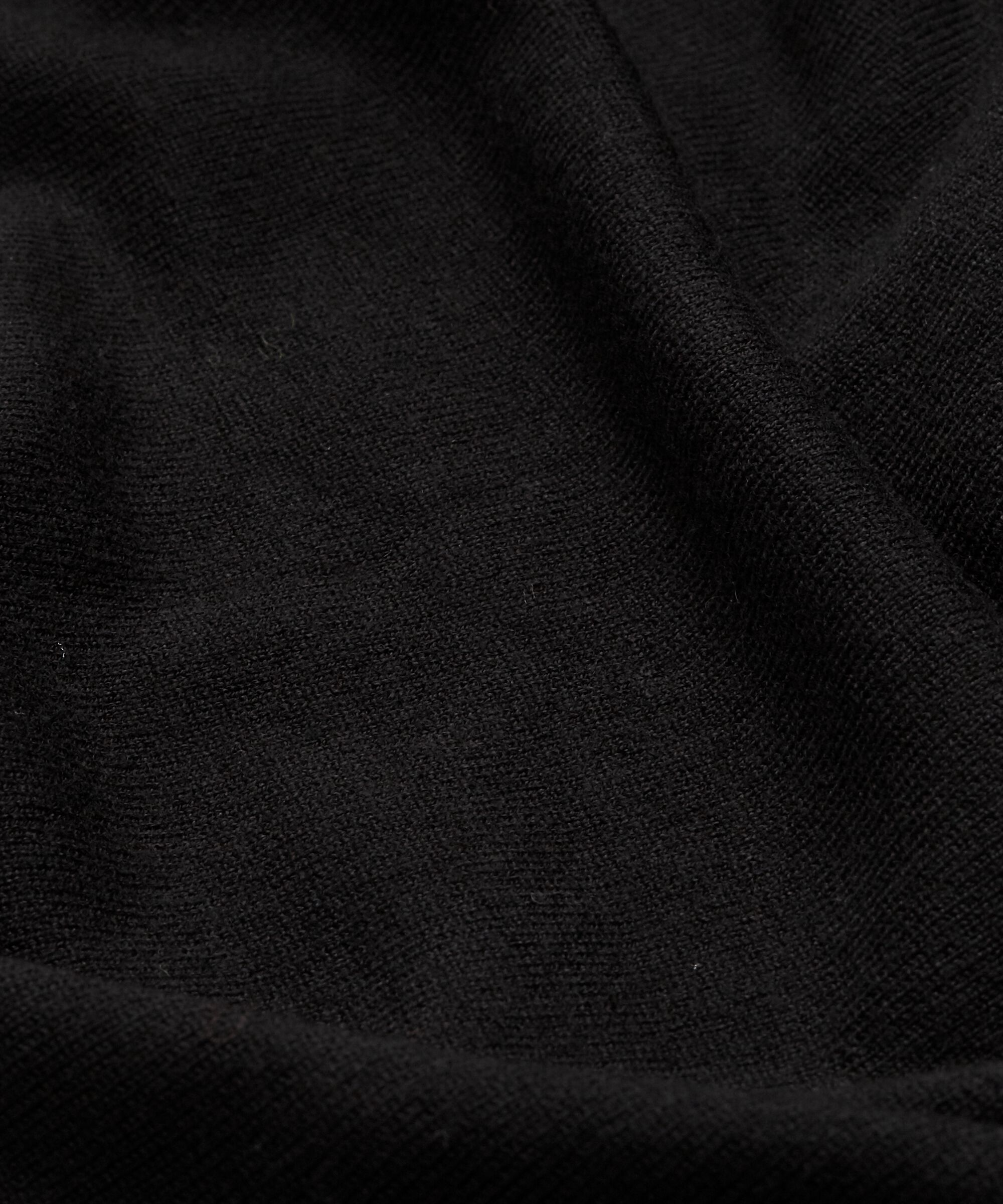 STINA NEDERDEL, Black