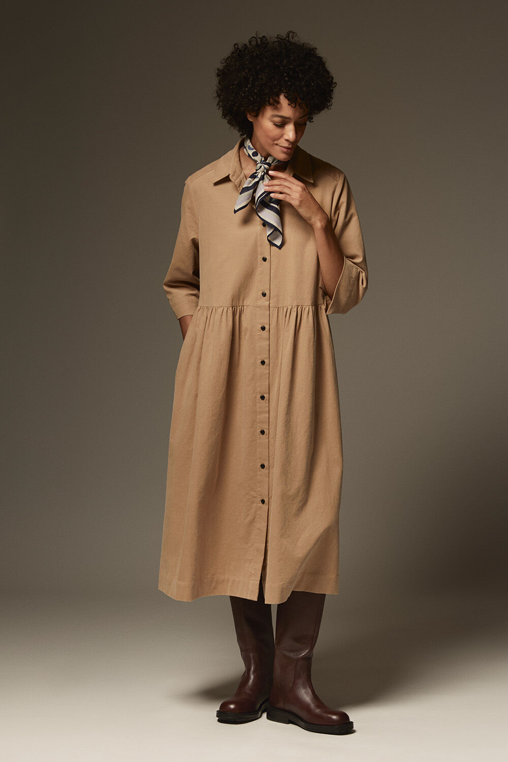 Nynisla Skjortekjole - Travertine, Alondro T&oslash;rkl&aelig;de - Seagrass