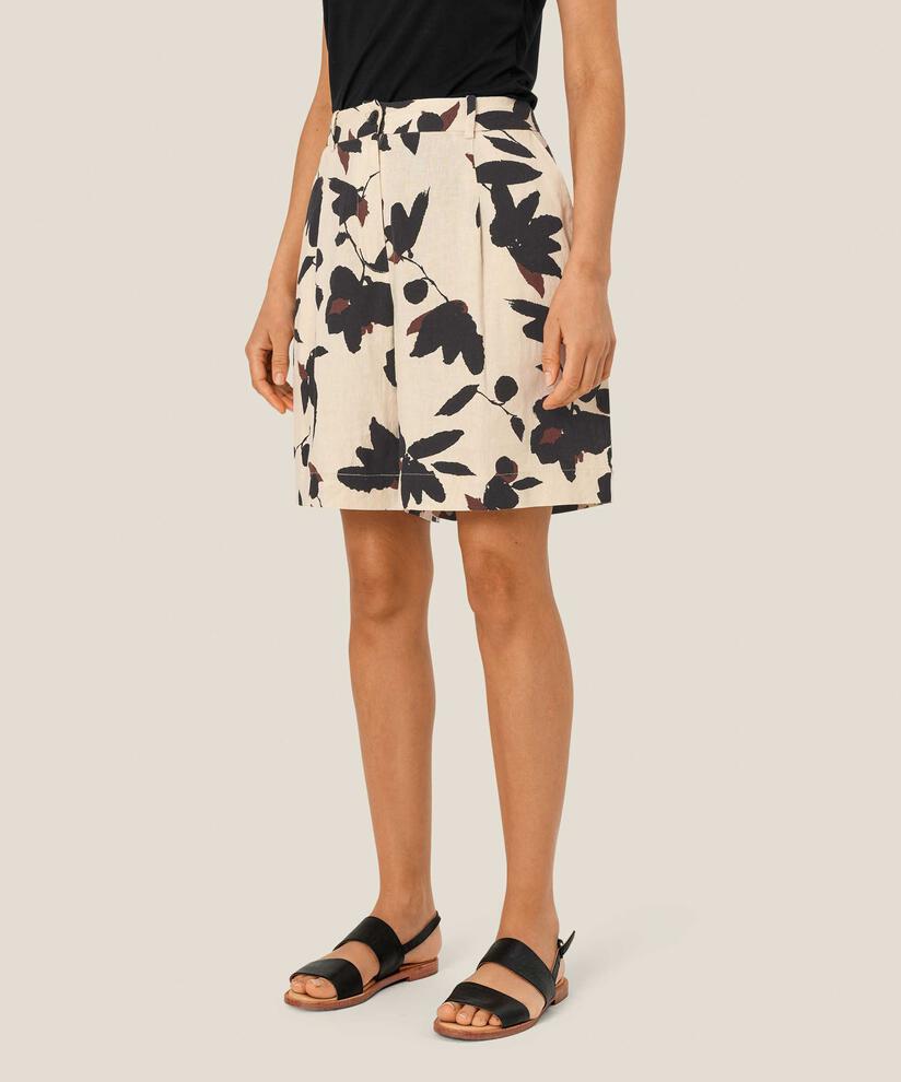 Pauletta Shorts, Chestnut