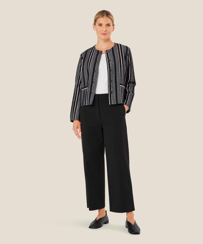 Jasmiba Jakke, Black