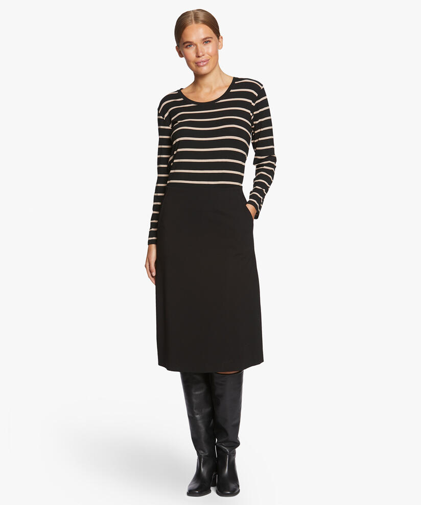 SARITA NEDERDEL, Black