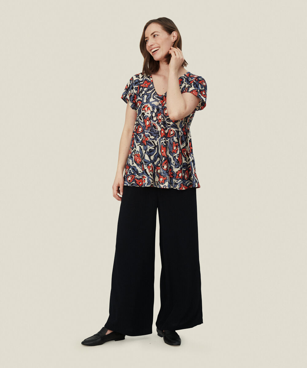 KALLO TOP, Rose Sharon