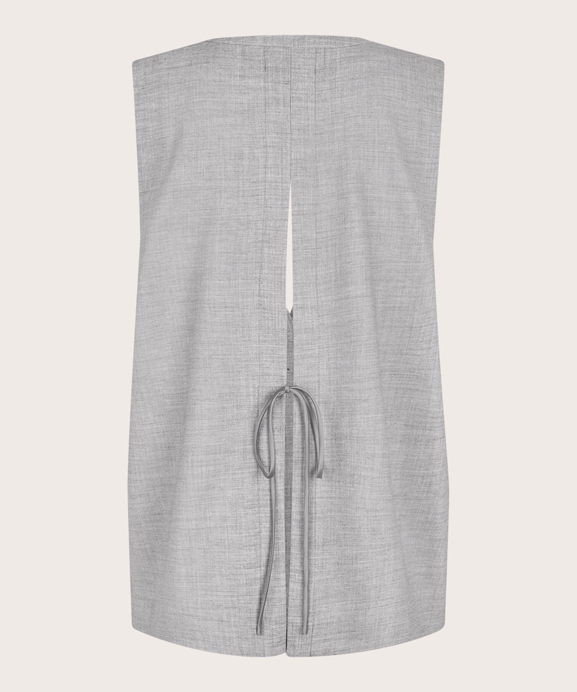 Jernesta Vest, L. Grey mel.