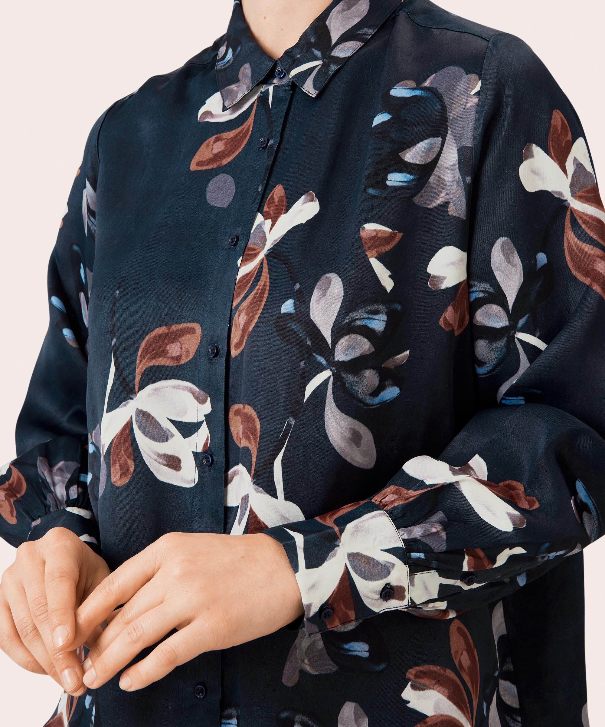 Iranai Skjorte, Navy