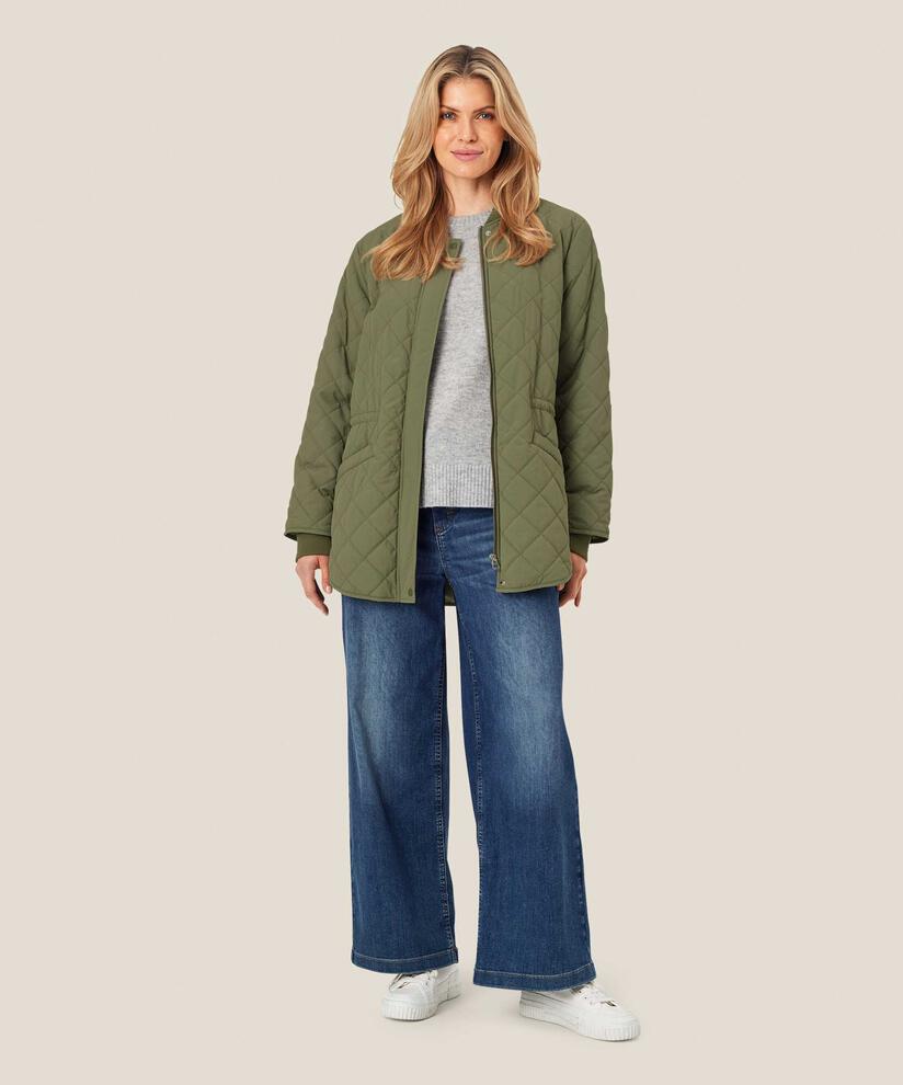 Topasi Frakke, D. Lichen Green