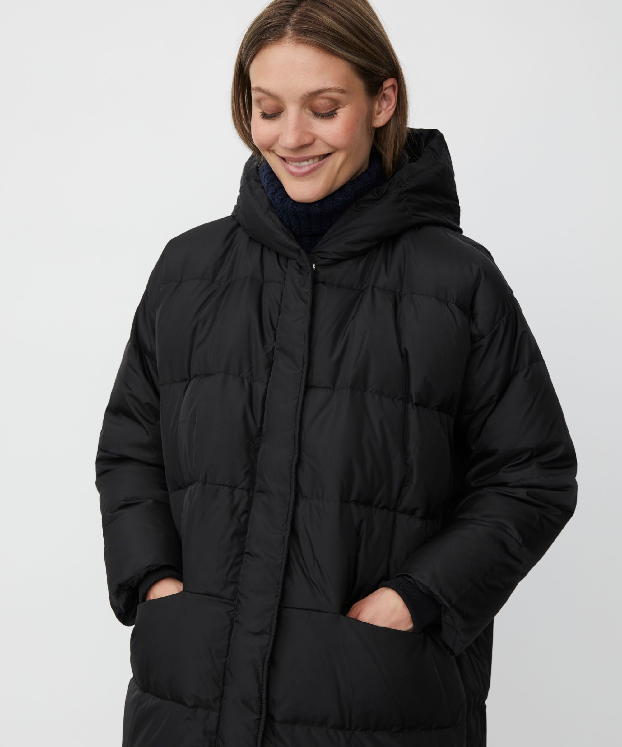 Thilde Dunfrakke, Black