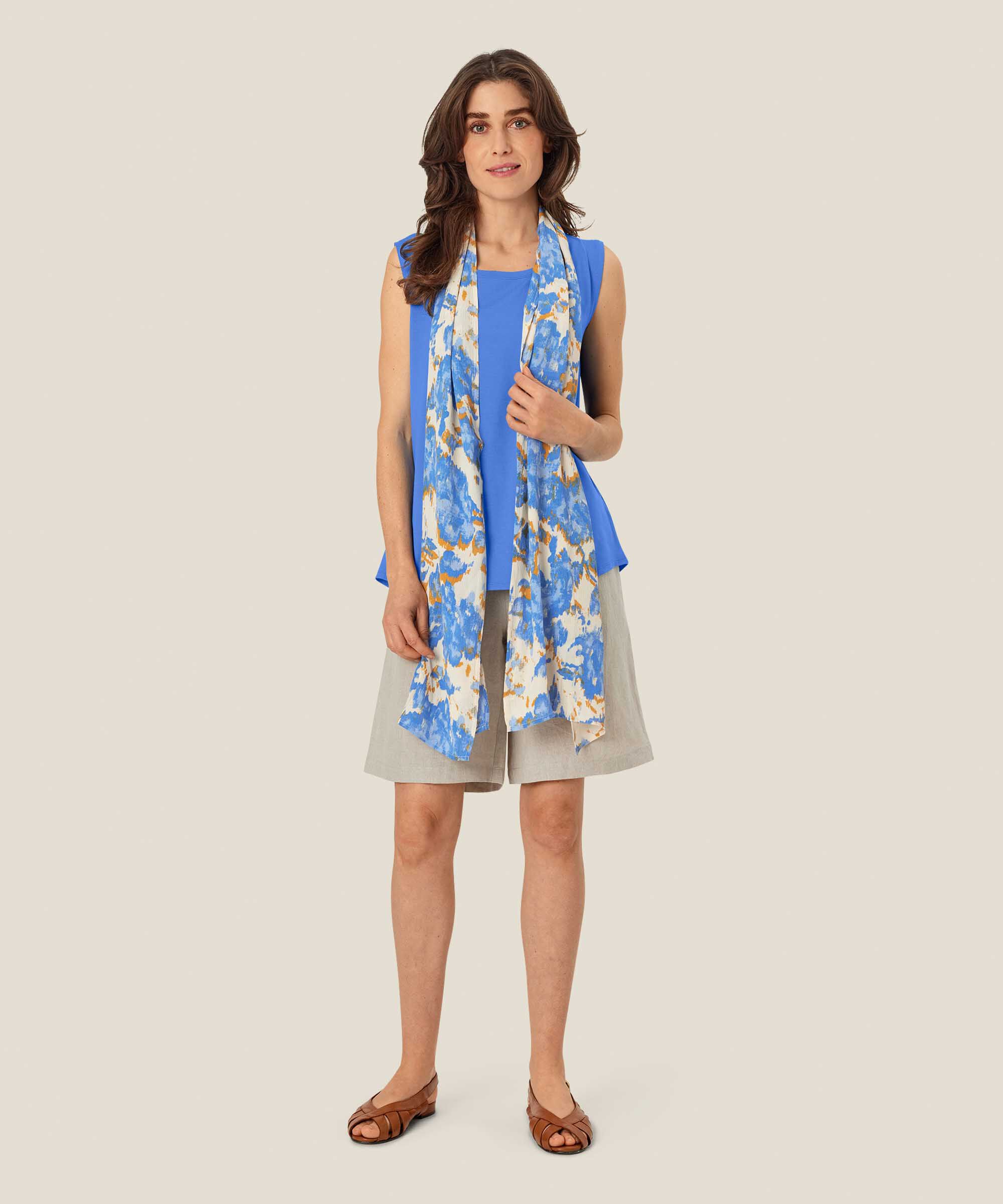 Along Tørklæde, Nebulas Blue