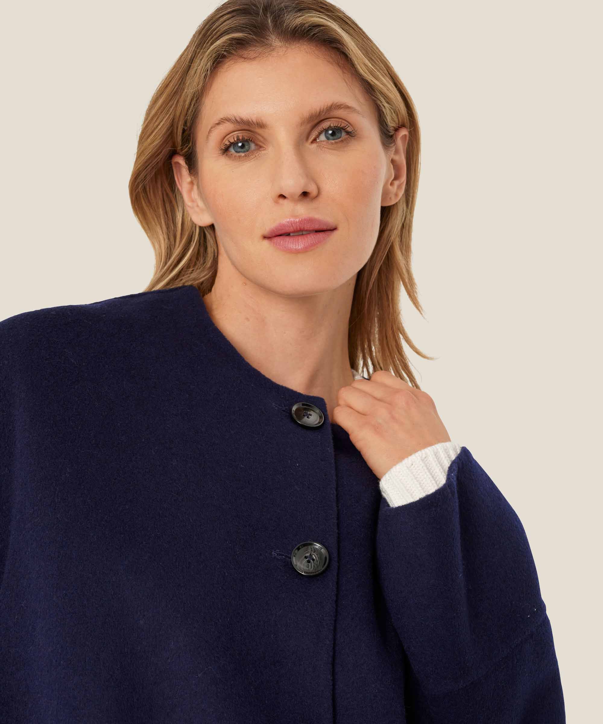 Tinsley Frakke, Maritime Blue