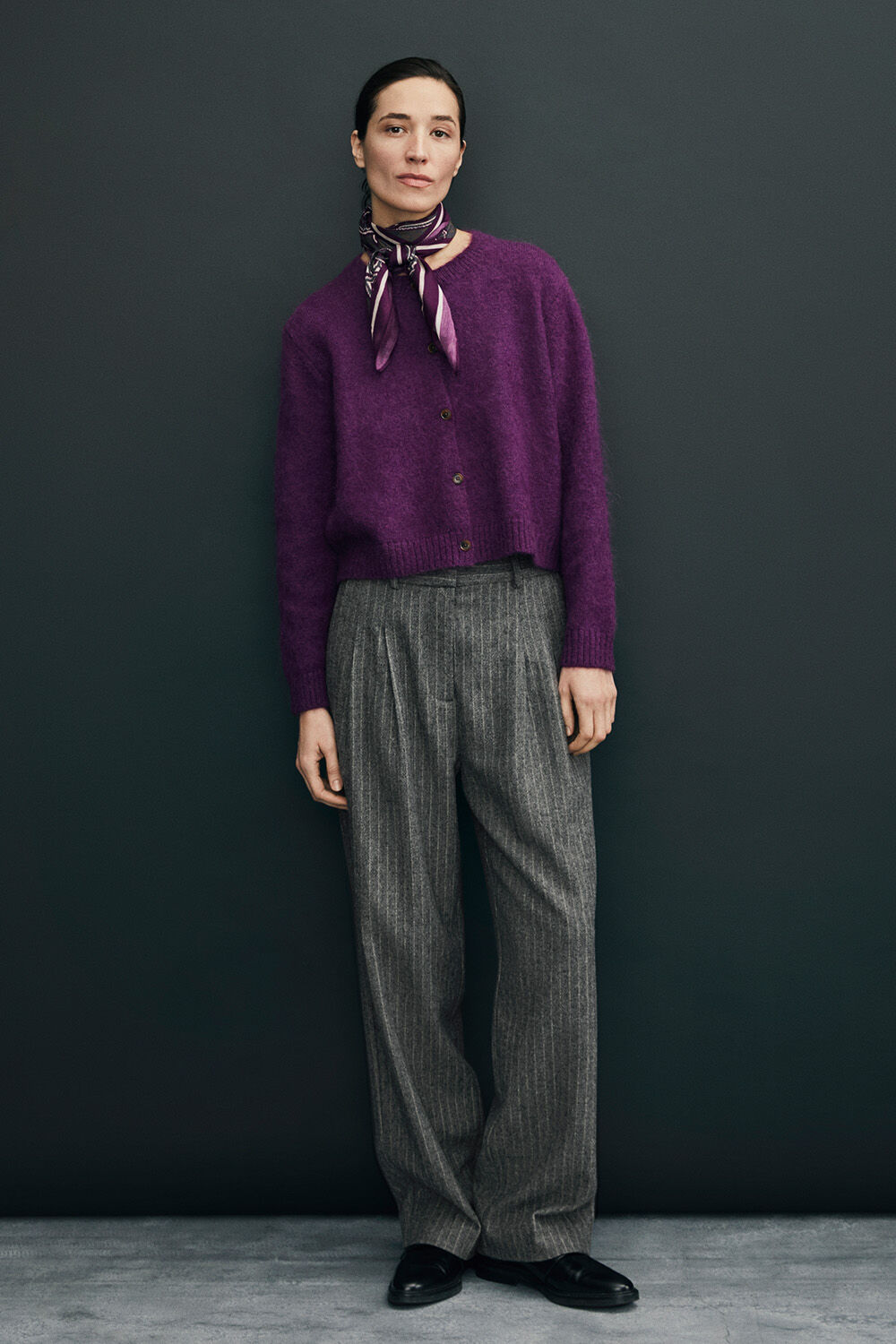Lavi uld cardigan - Gloxinia, Arvenna T&oslash;rkl&aelig;de - Gloxinia, Perila Bukser - D. Grey mel.