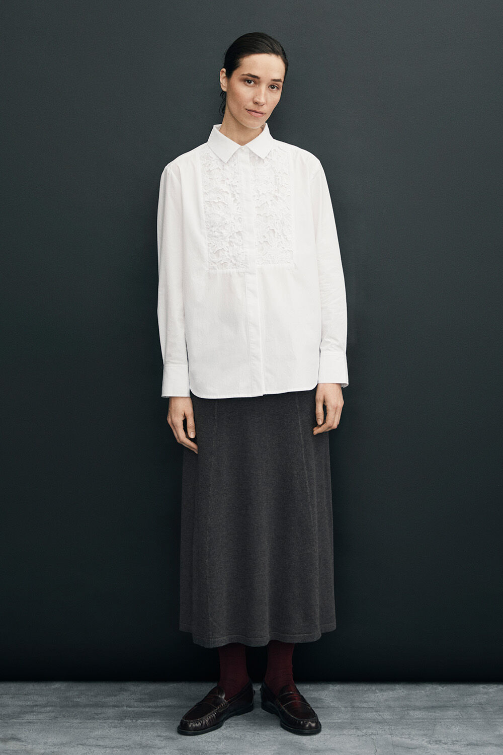 Ilvian skjorte - White, Samira Nederdel - D. Grey mel.