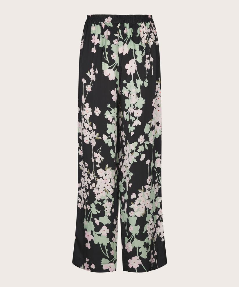 Parili Bukser, Pink Lady