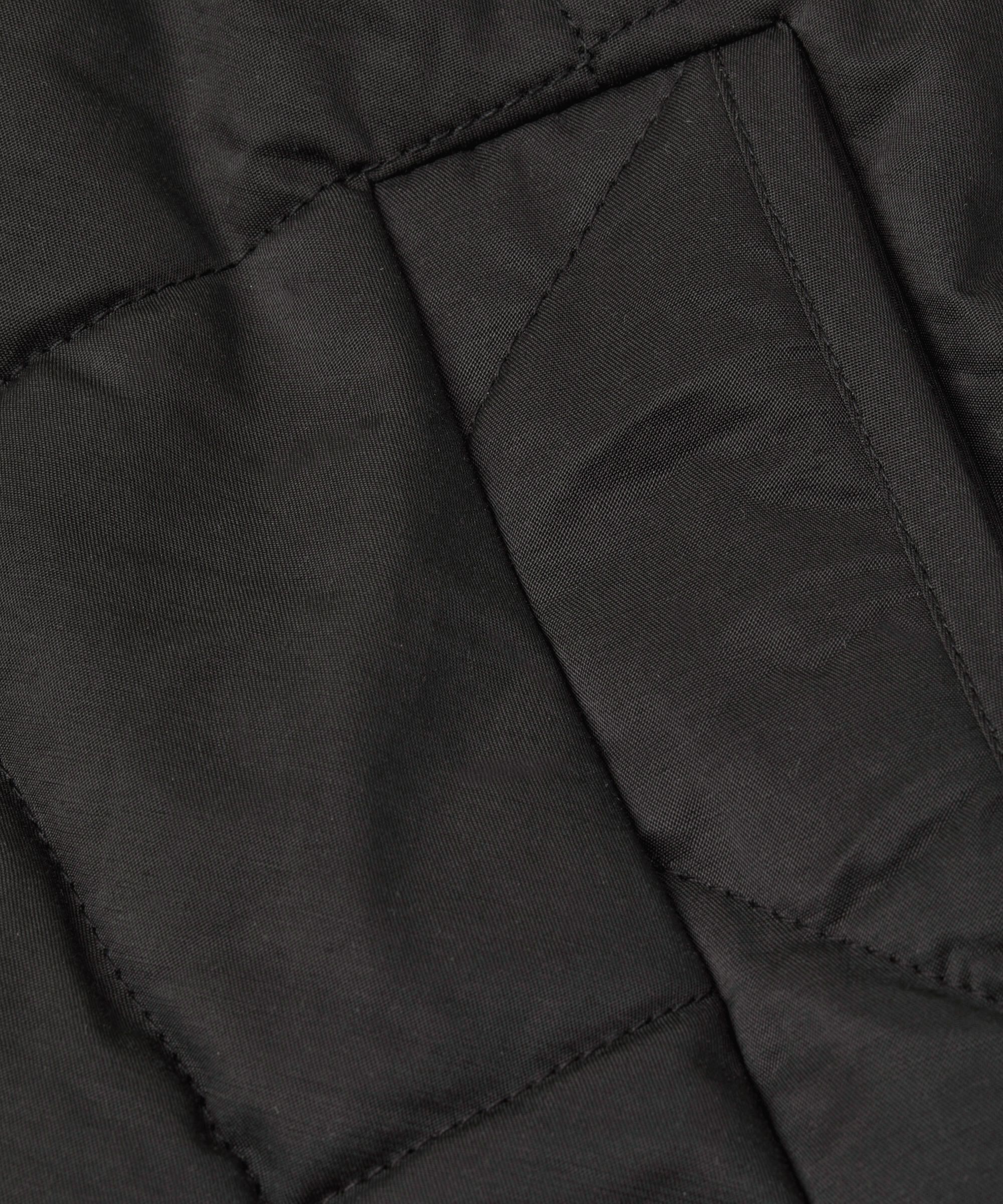 Tadea Frakke, Black