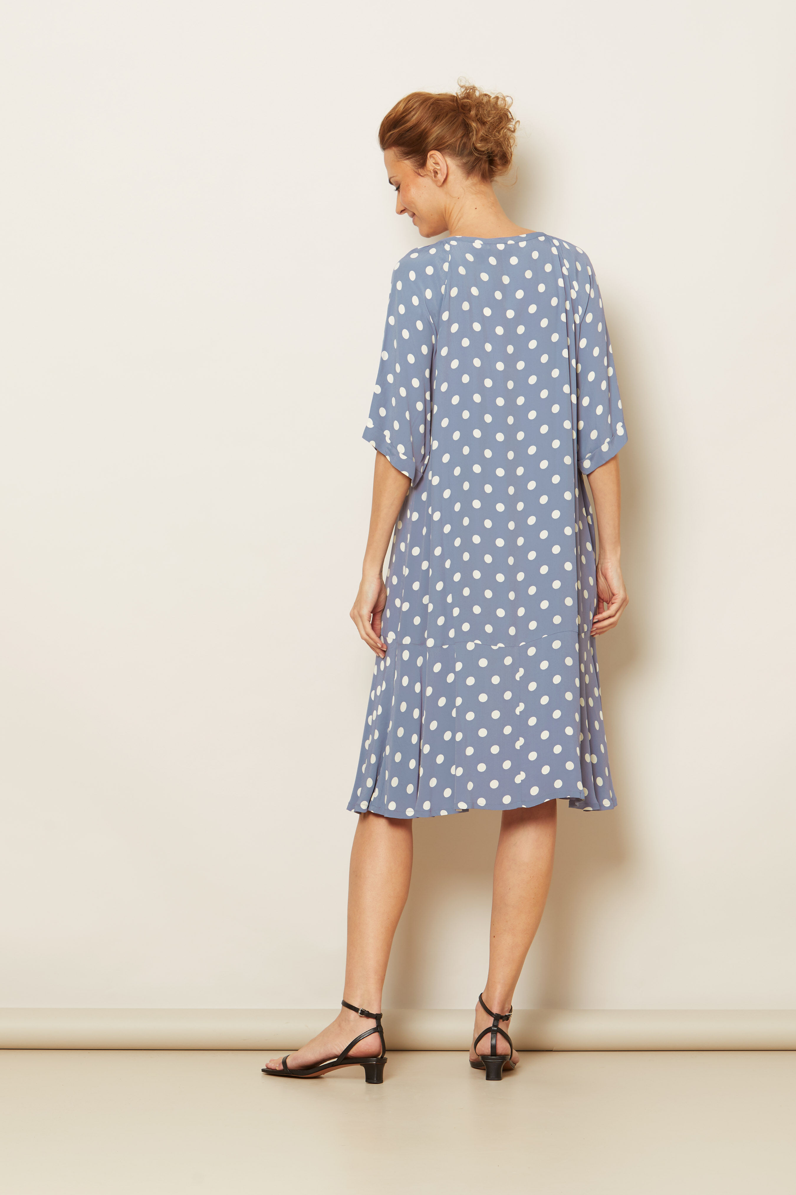 NEBIS KJOLE, P. Impression