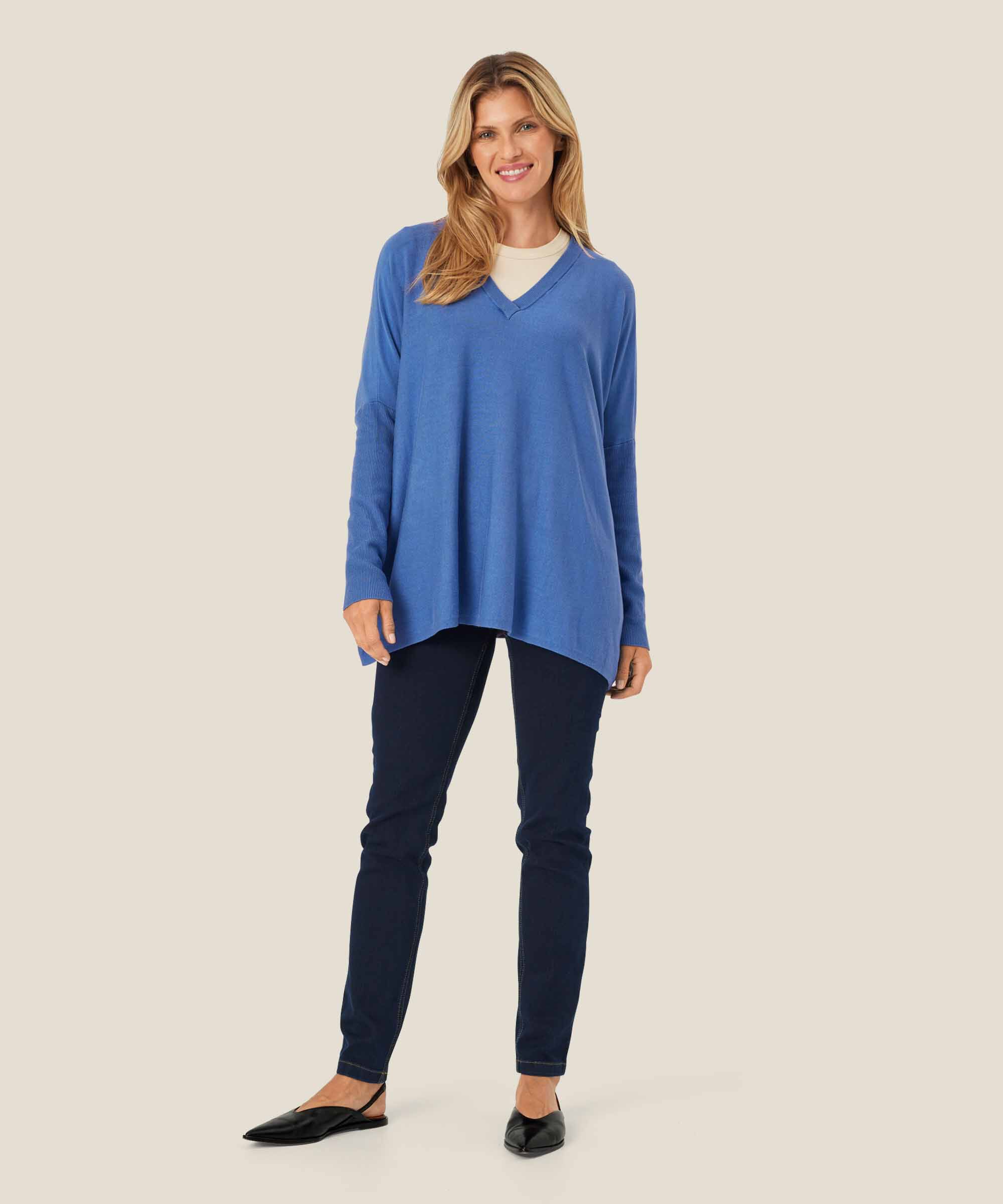 Fronia Top, Federal Blue