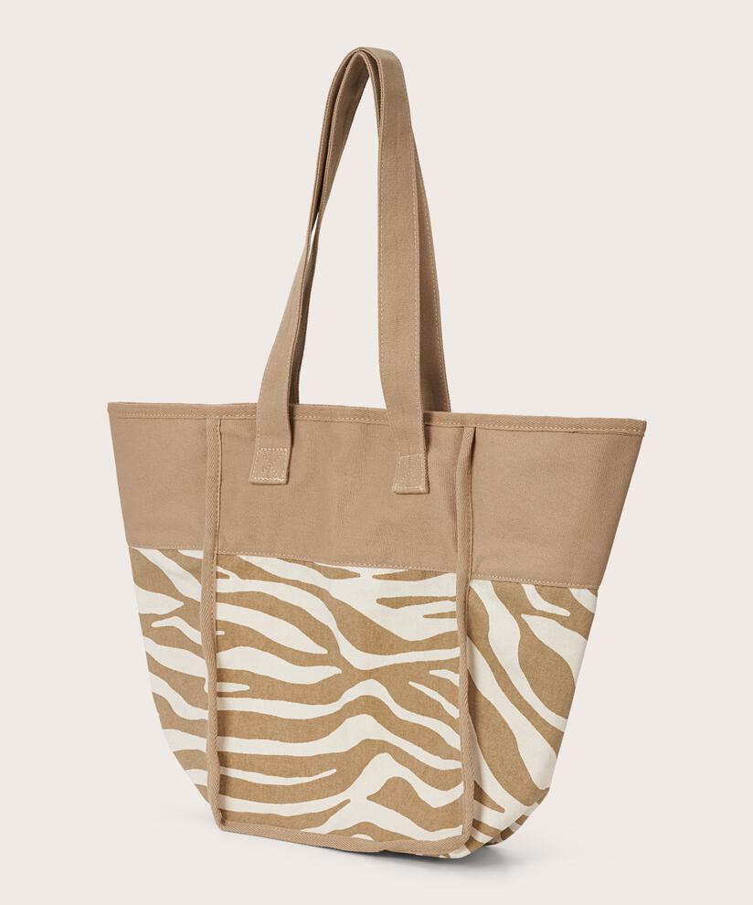 Rio Taske, Travertine