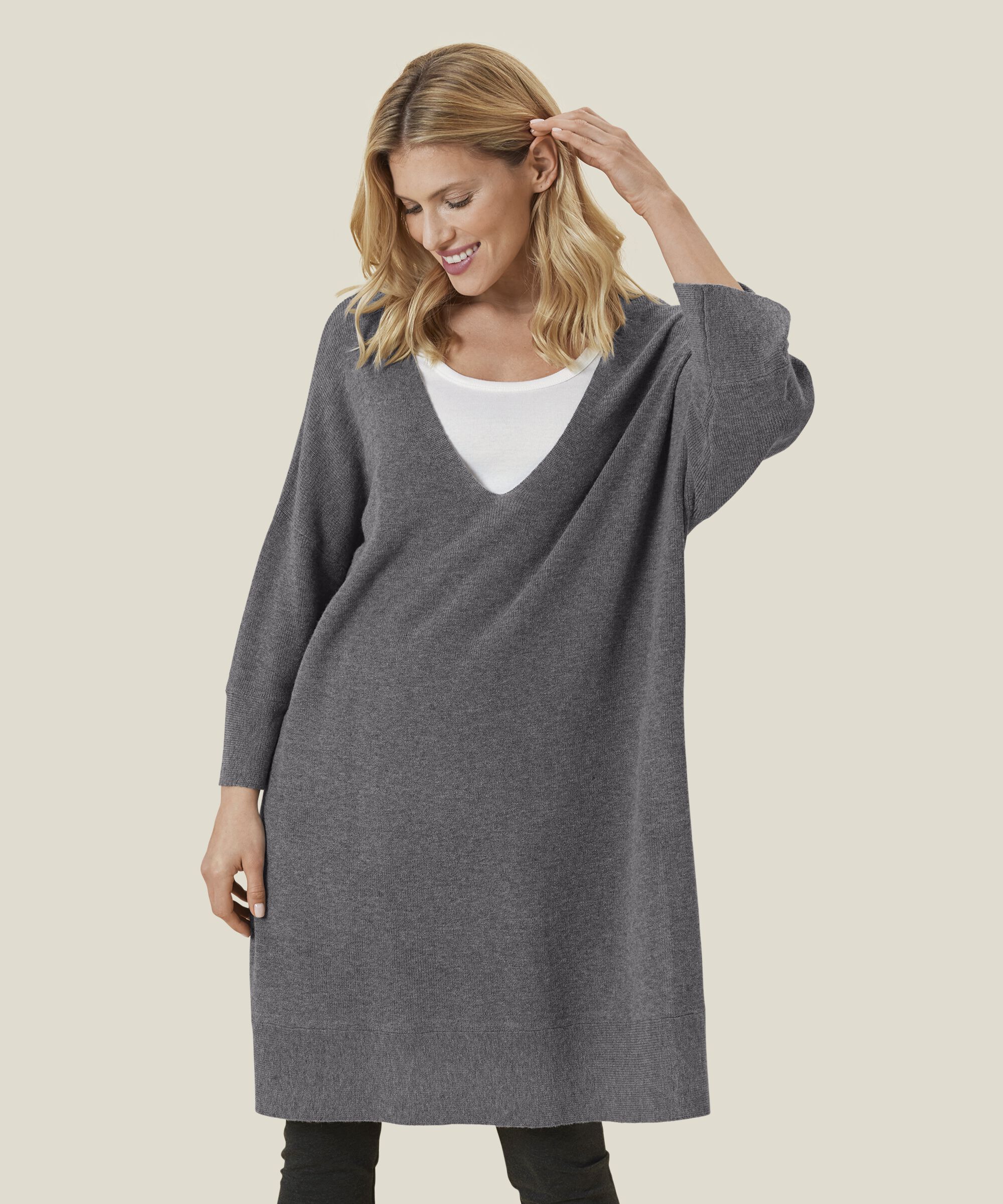 GRANCOISE TUNIKA, M. Grey mel.