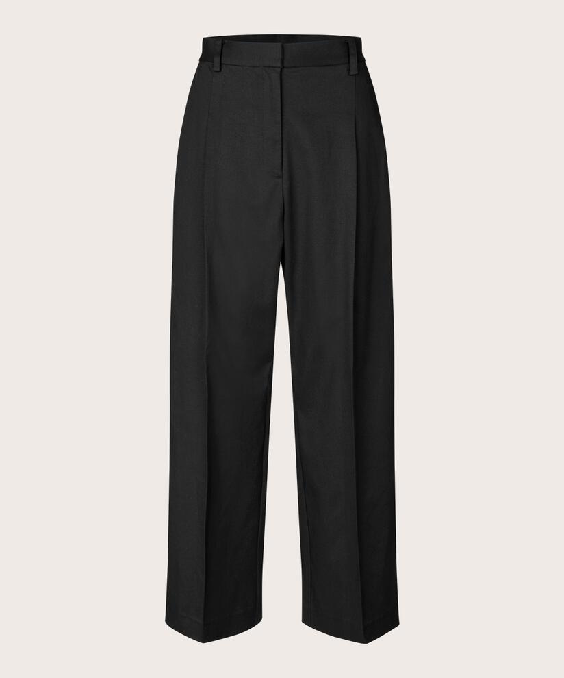 Pattigul Bukser, Black