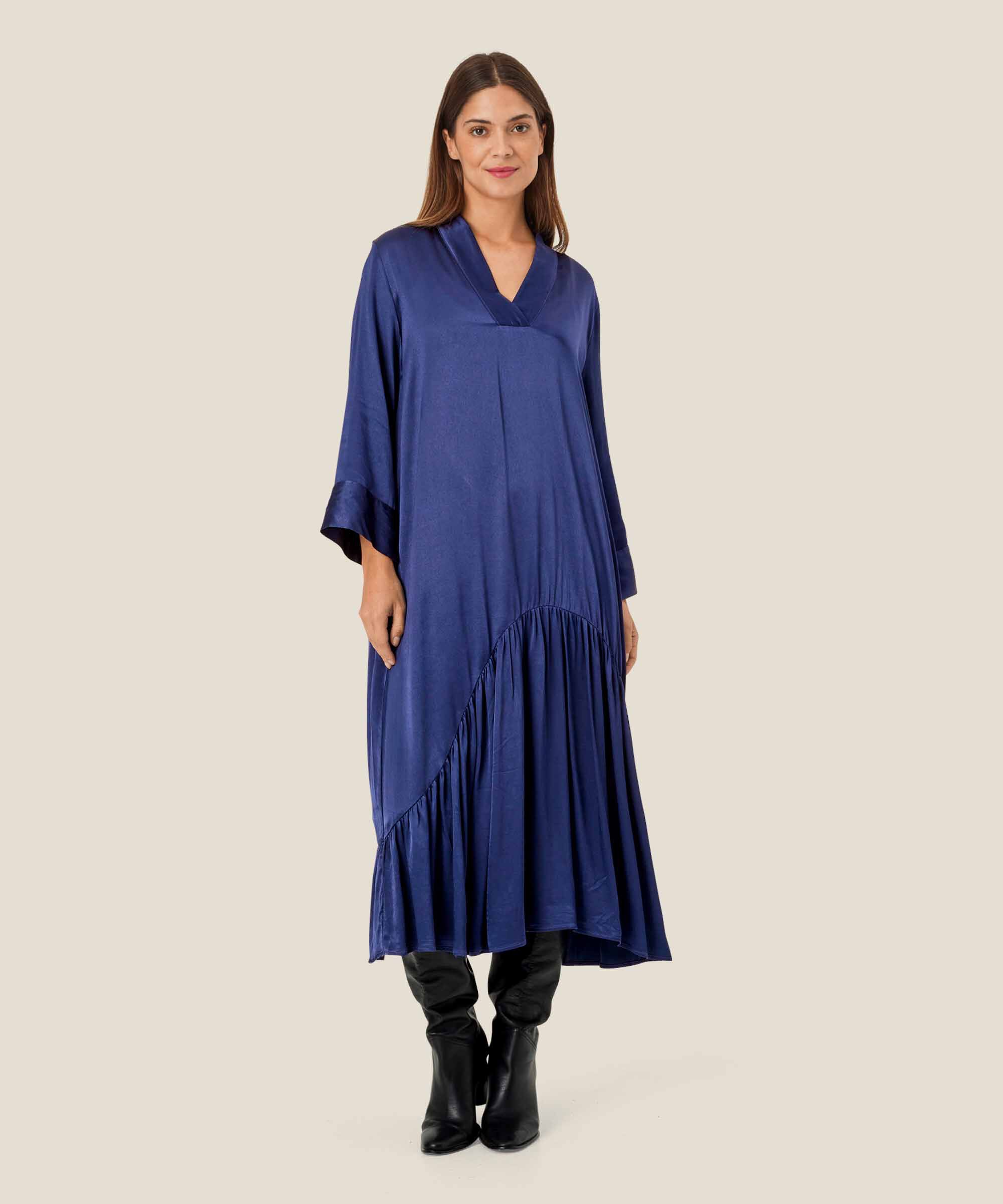 Obert Kjole, Medieval blue