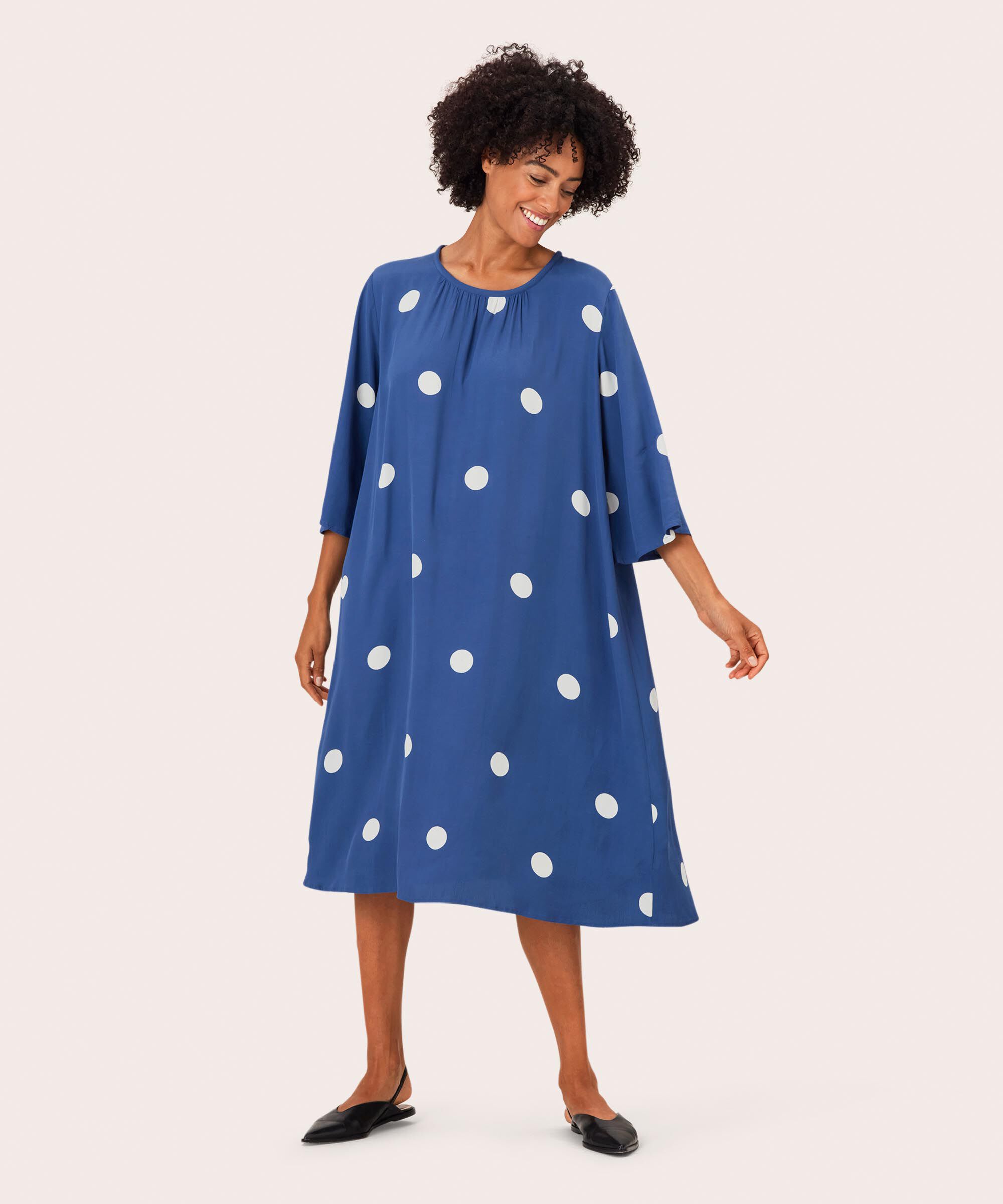 Nyla Kjole, True Navy