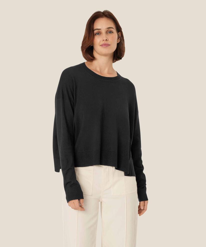 Fayda Top, Black