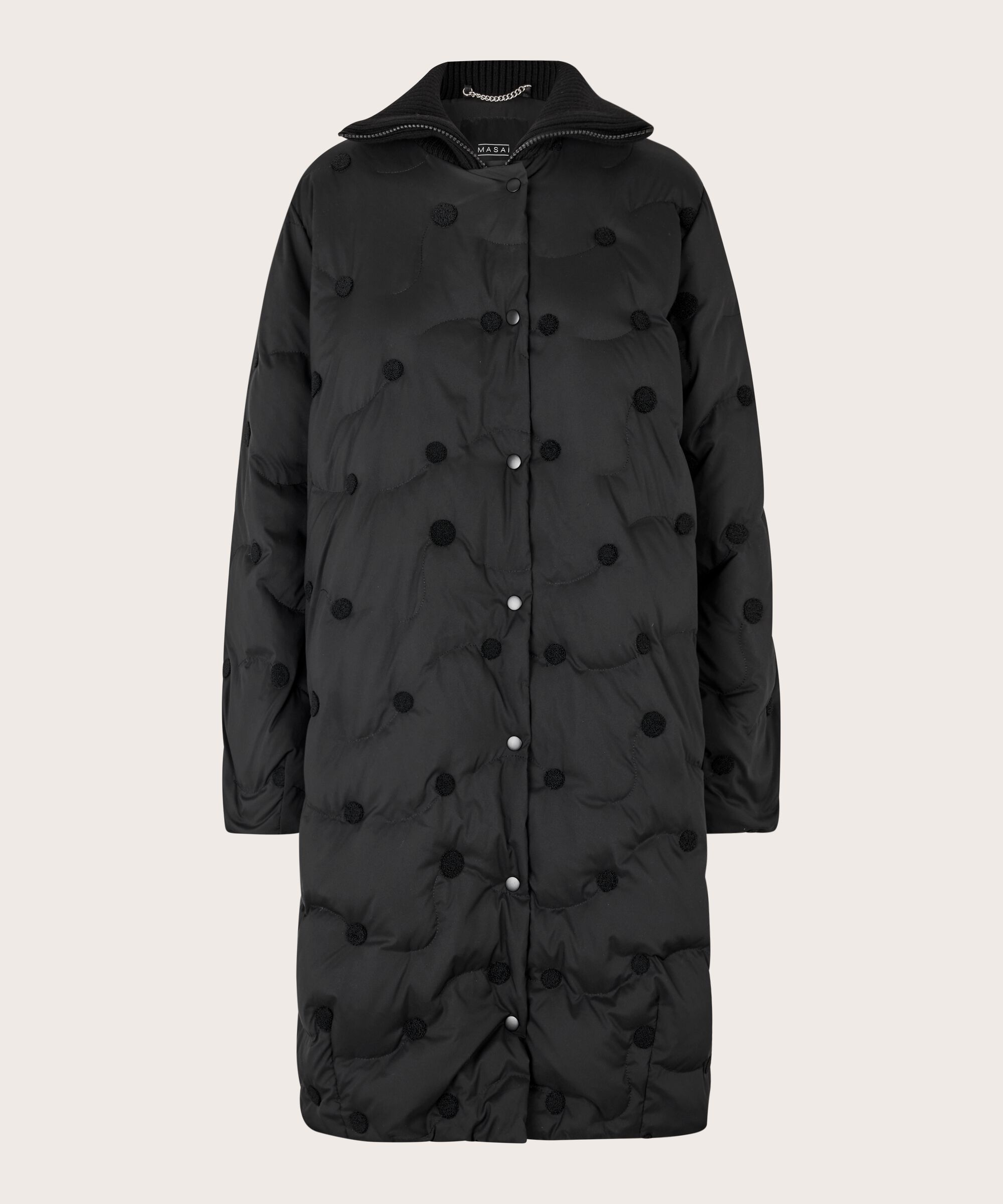 Tahila Dunfrakke, Black