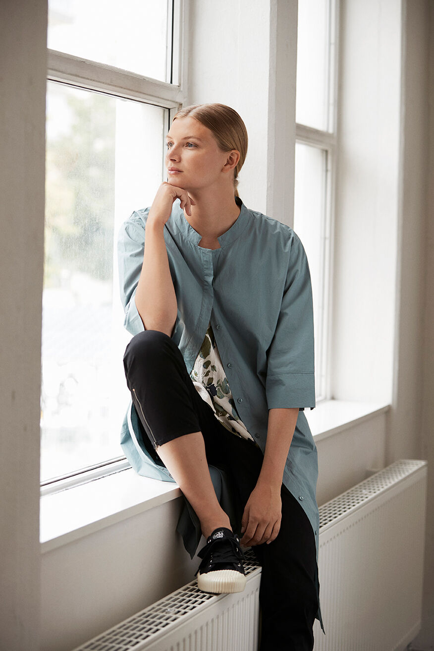 NIMES KJOLE, Stormy Sea