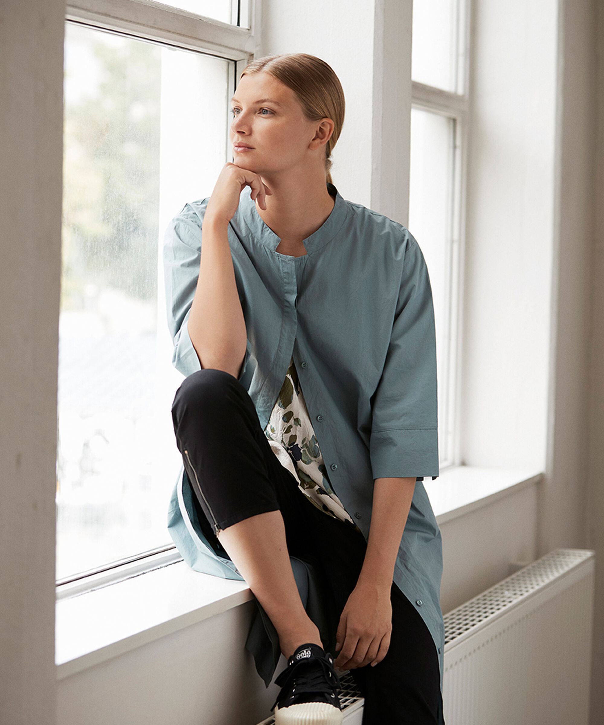 NIMES KJOLE, Stormy Sea