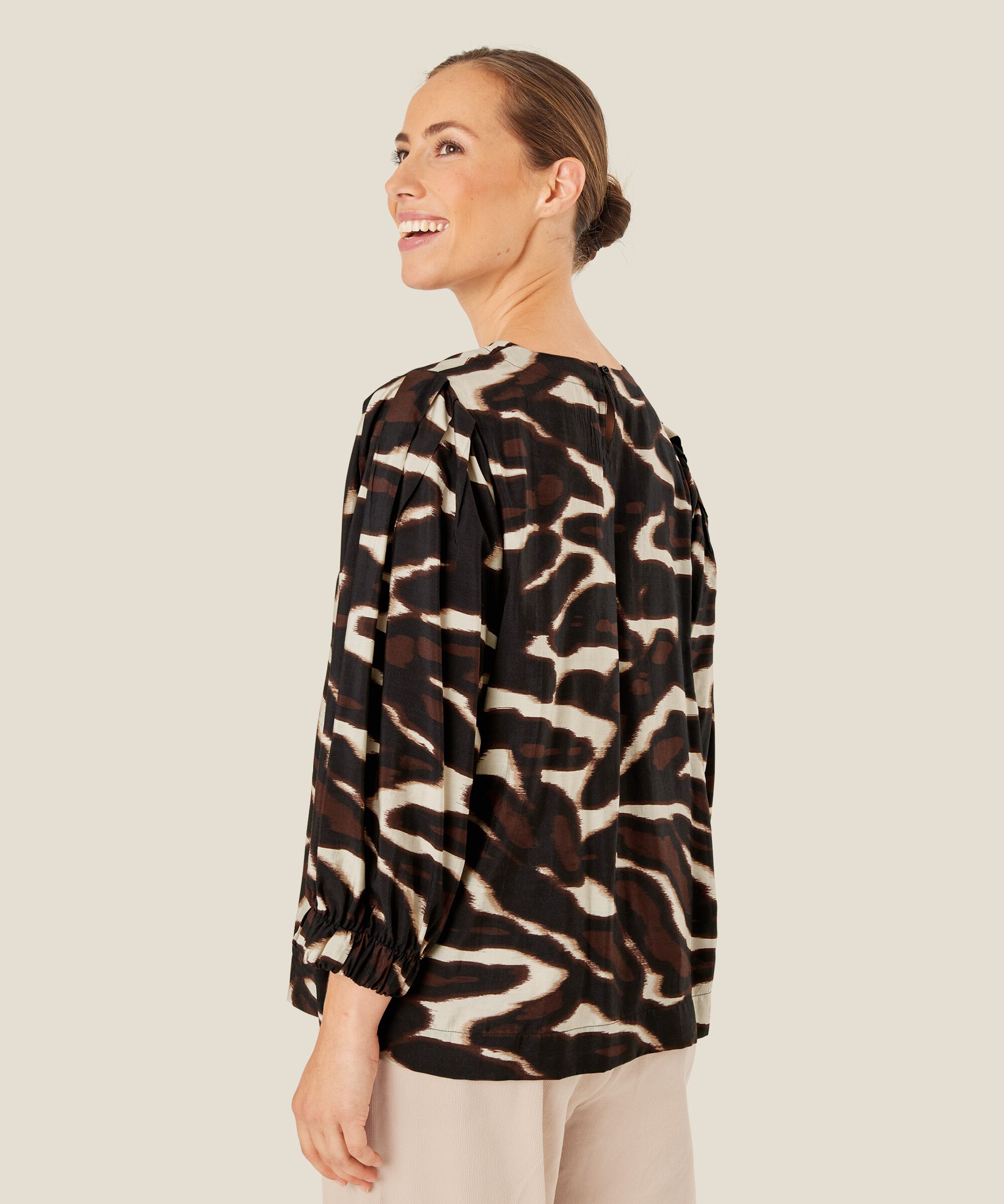 Brisa Top, Coffee Bean