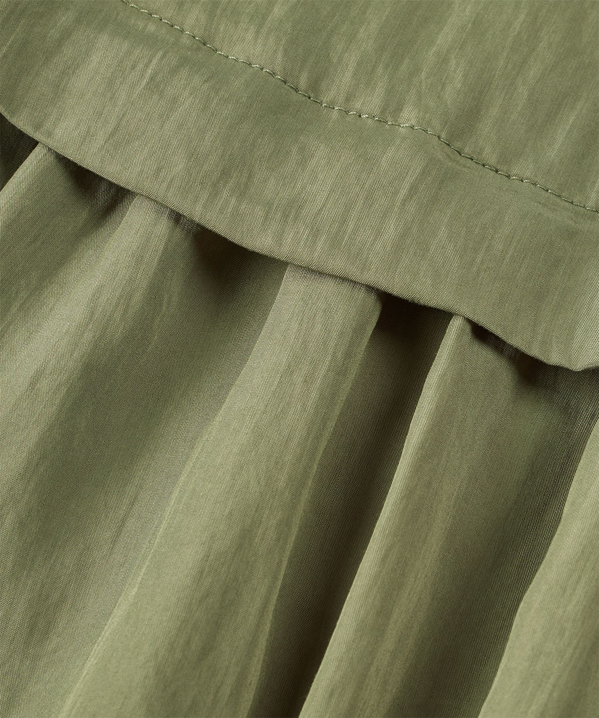 Ilenia Skjorte, D. Lichen Green