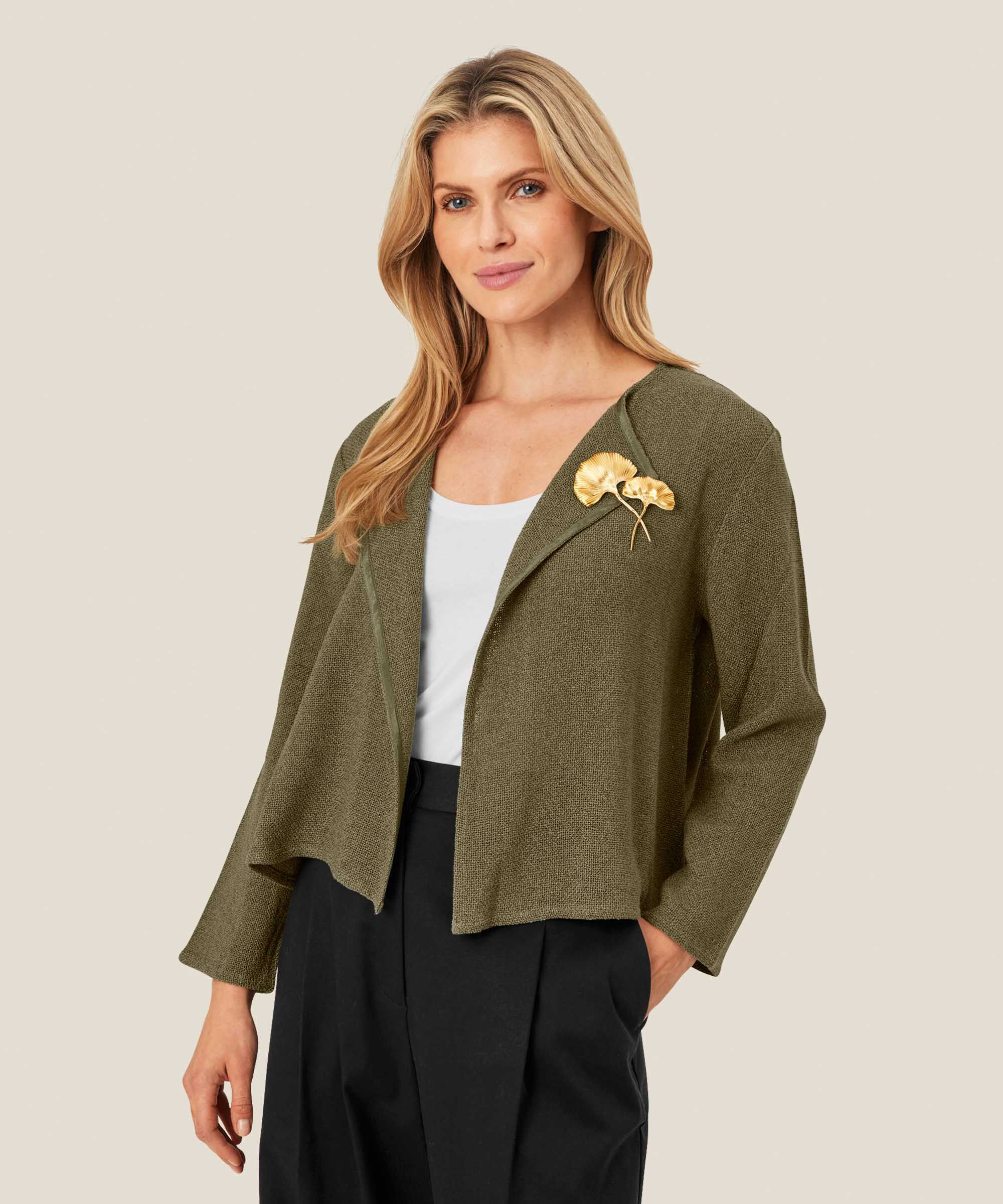 Rollin Broche, Gold