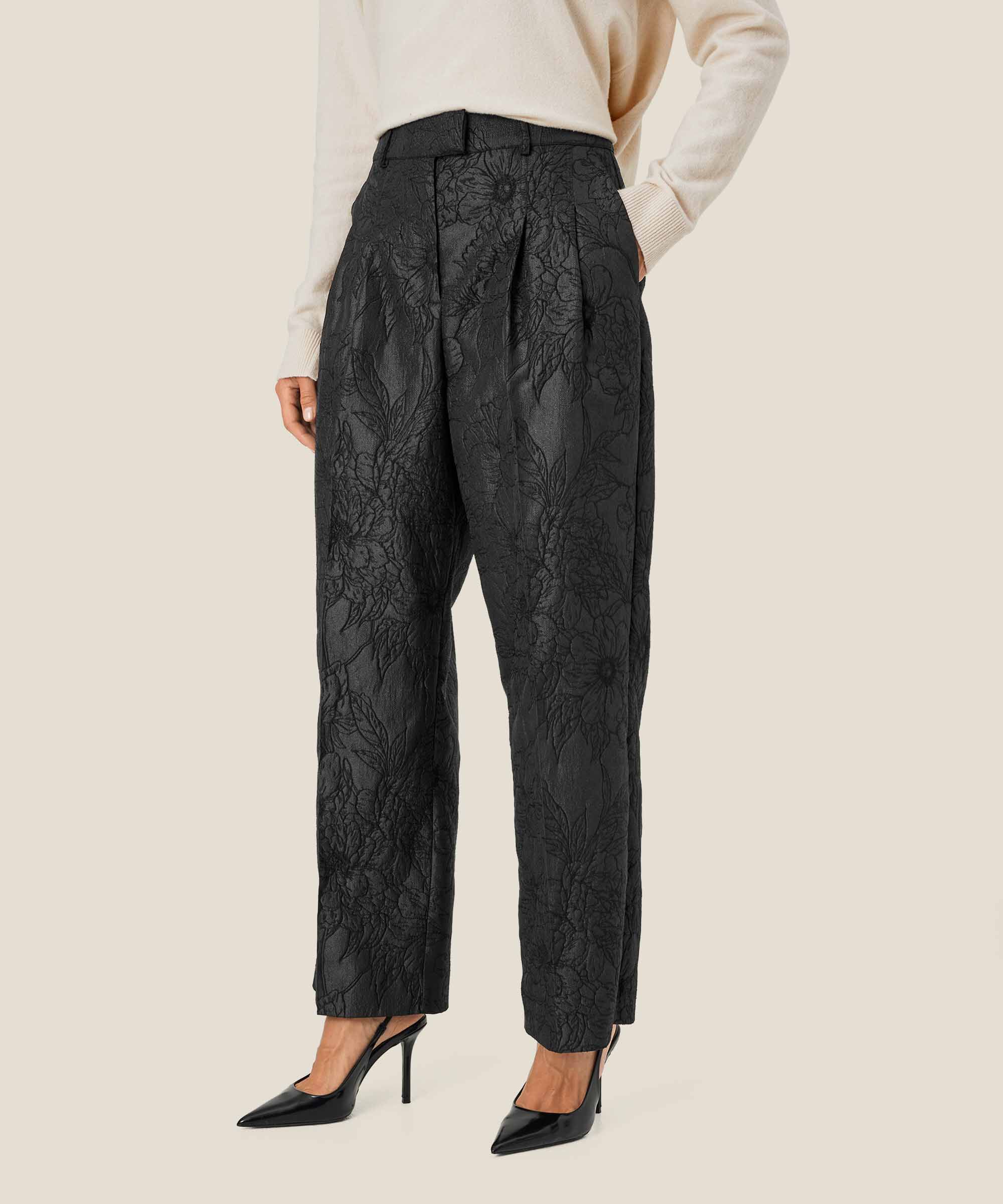 Perlias Bukser, Black