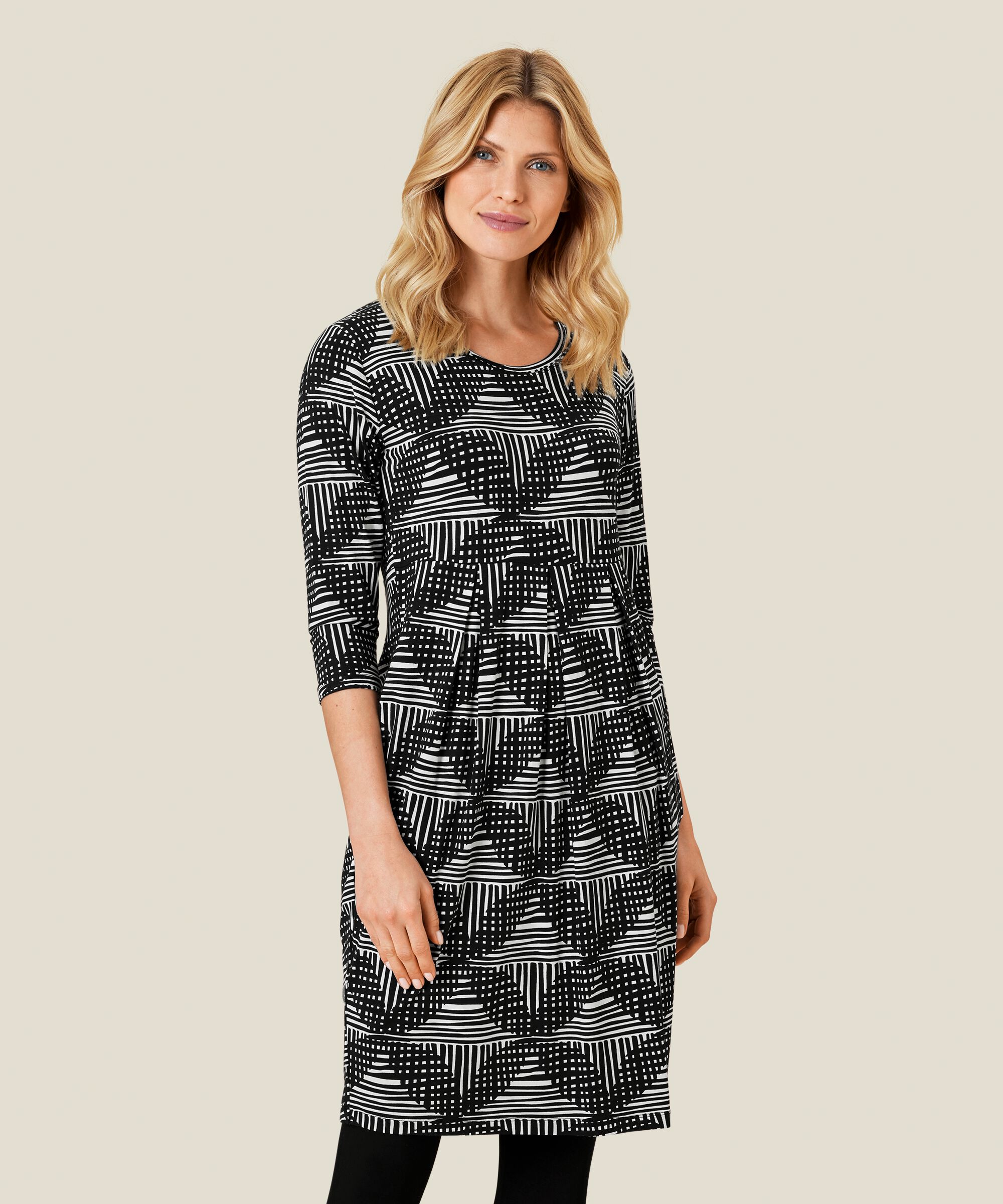 NOMA JERSEY KJOLE, Black