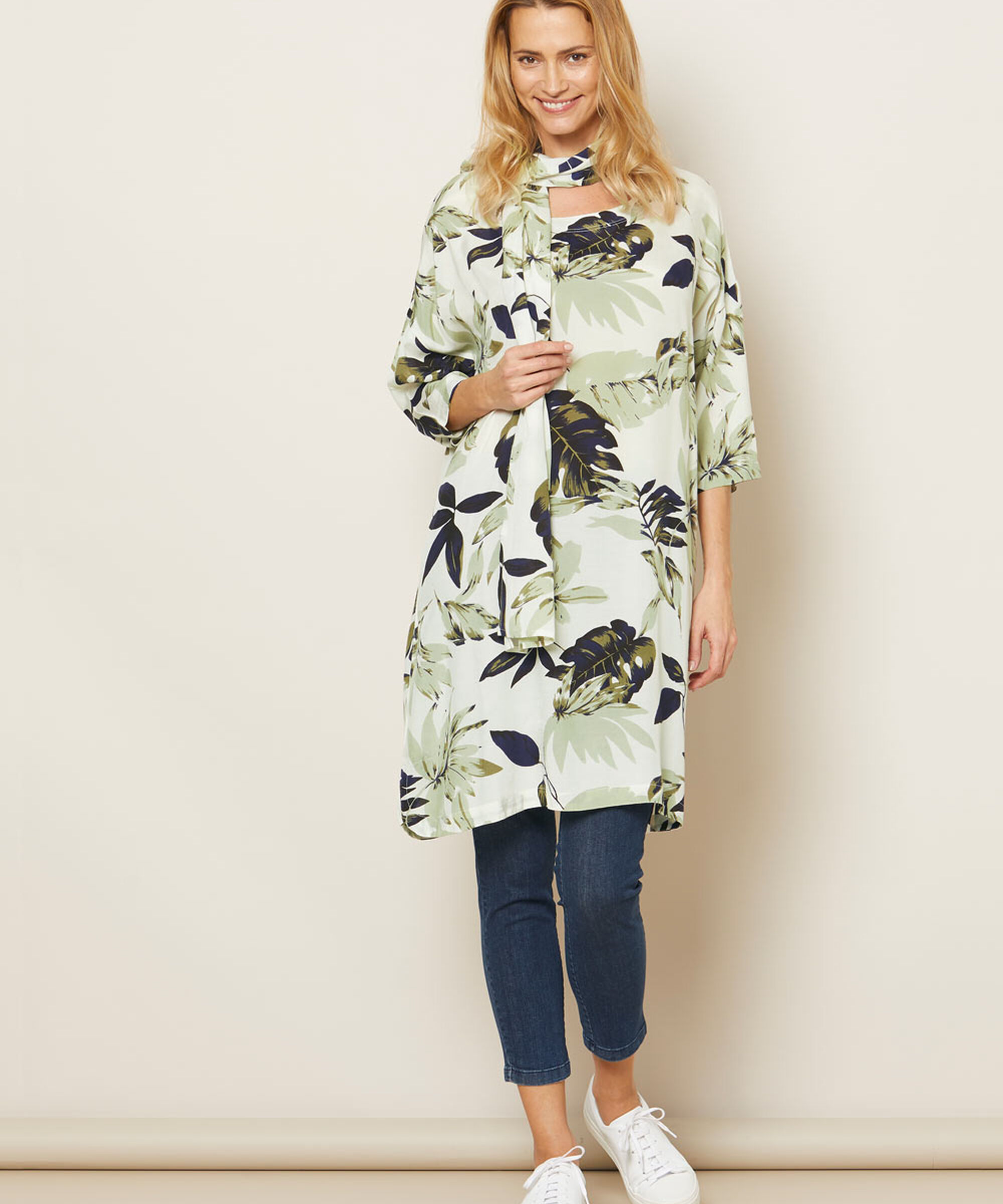 NADA KJOLE, Desert sage