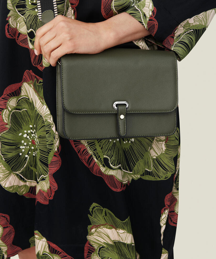 REGGIE TASKE, Capulet olive