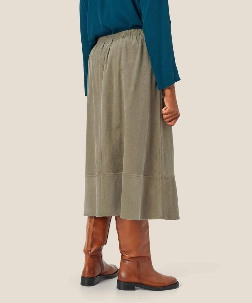 Sayaka Nederdel, Vetiver