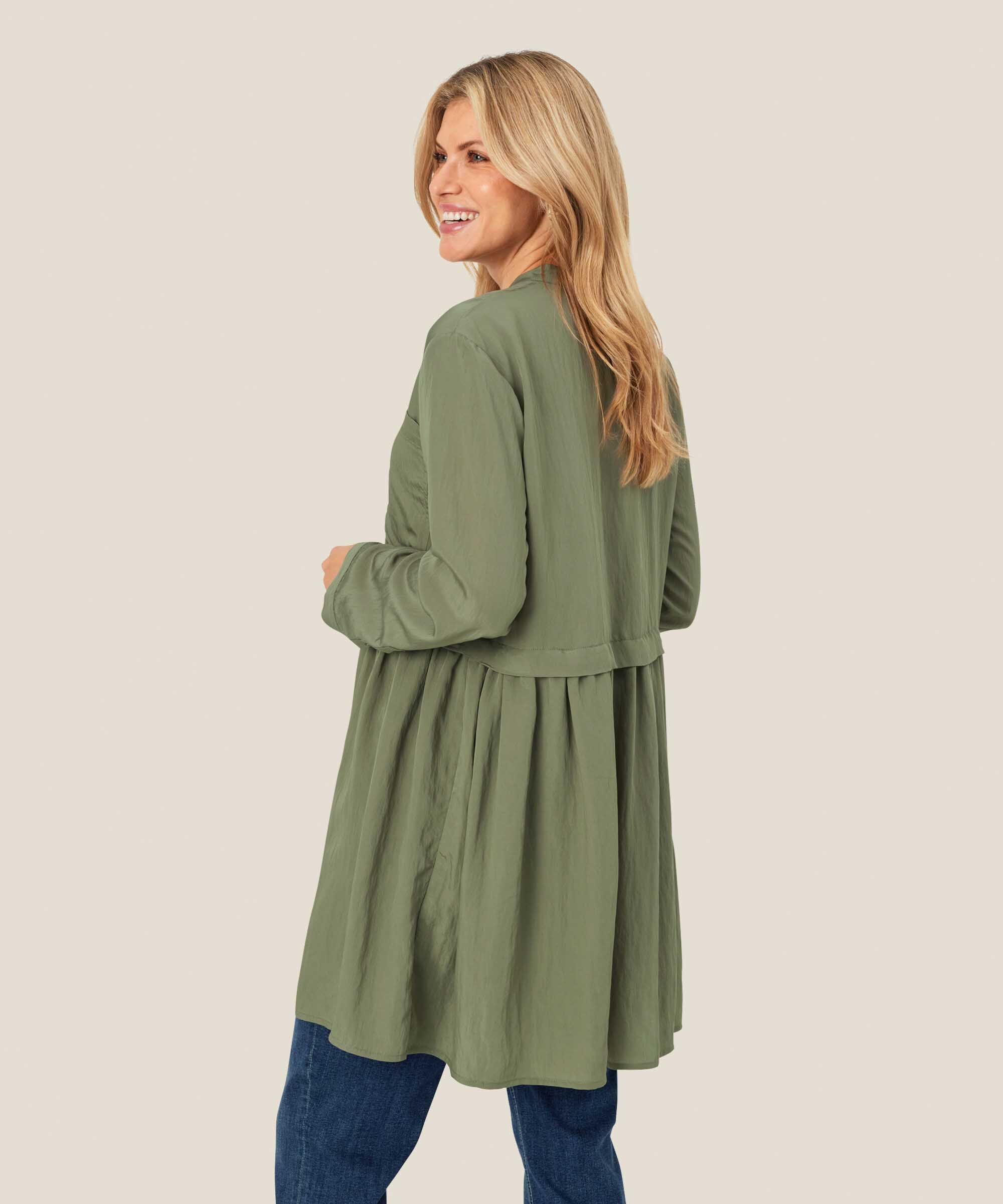 Ilenia Skjorte, D. Lichen Green