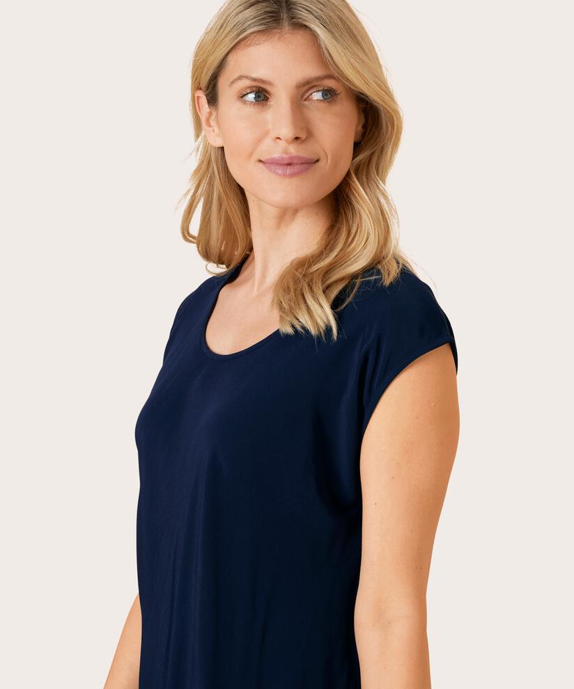 Unni Kjole, Navy