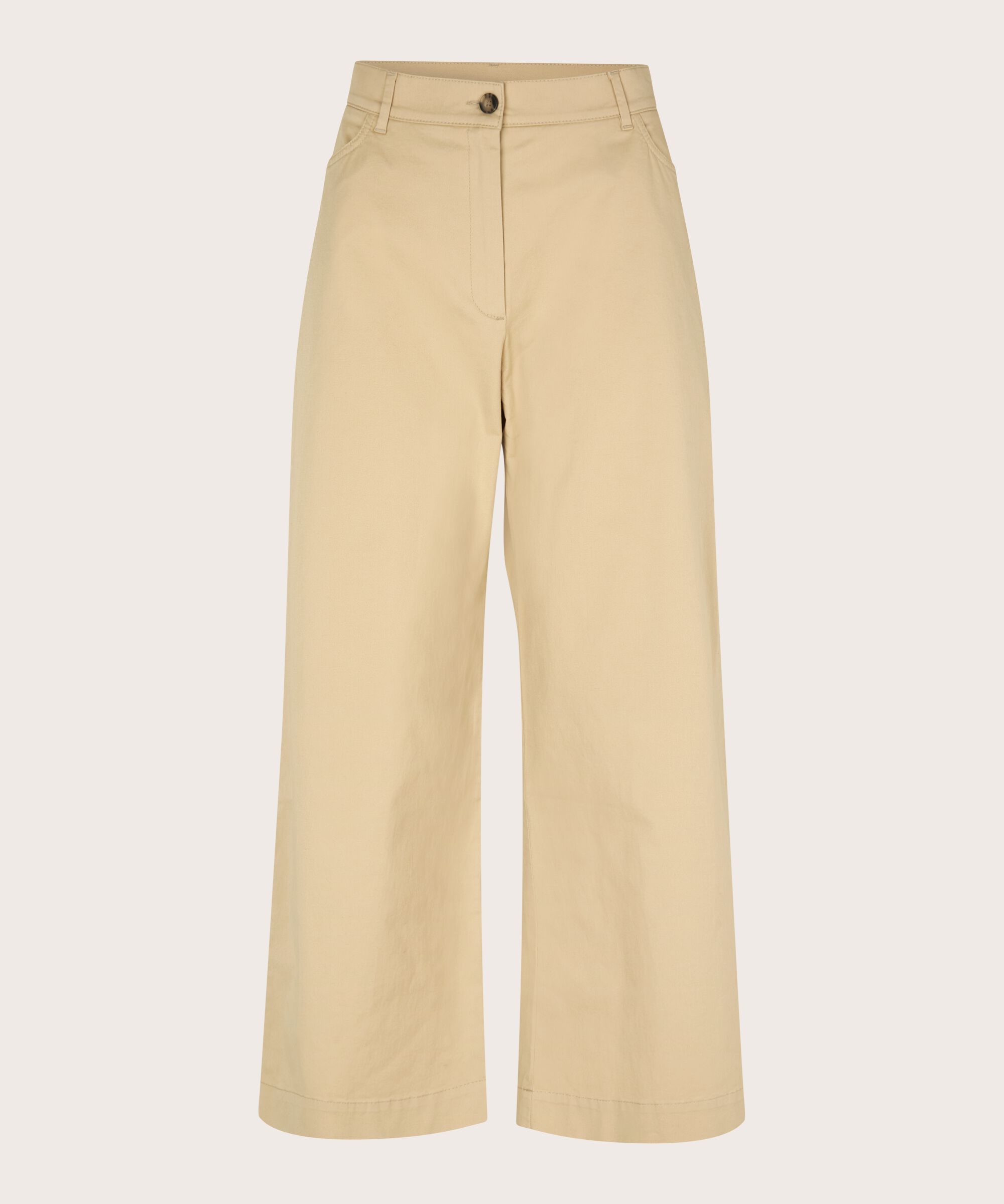 Pamila Bukser, Pale Khaki