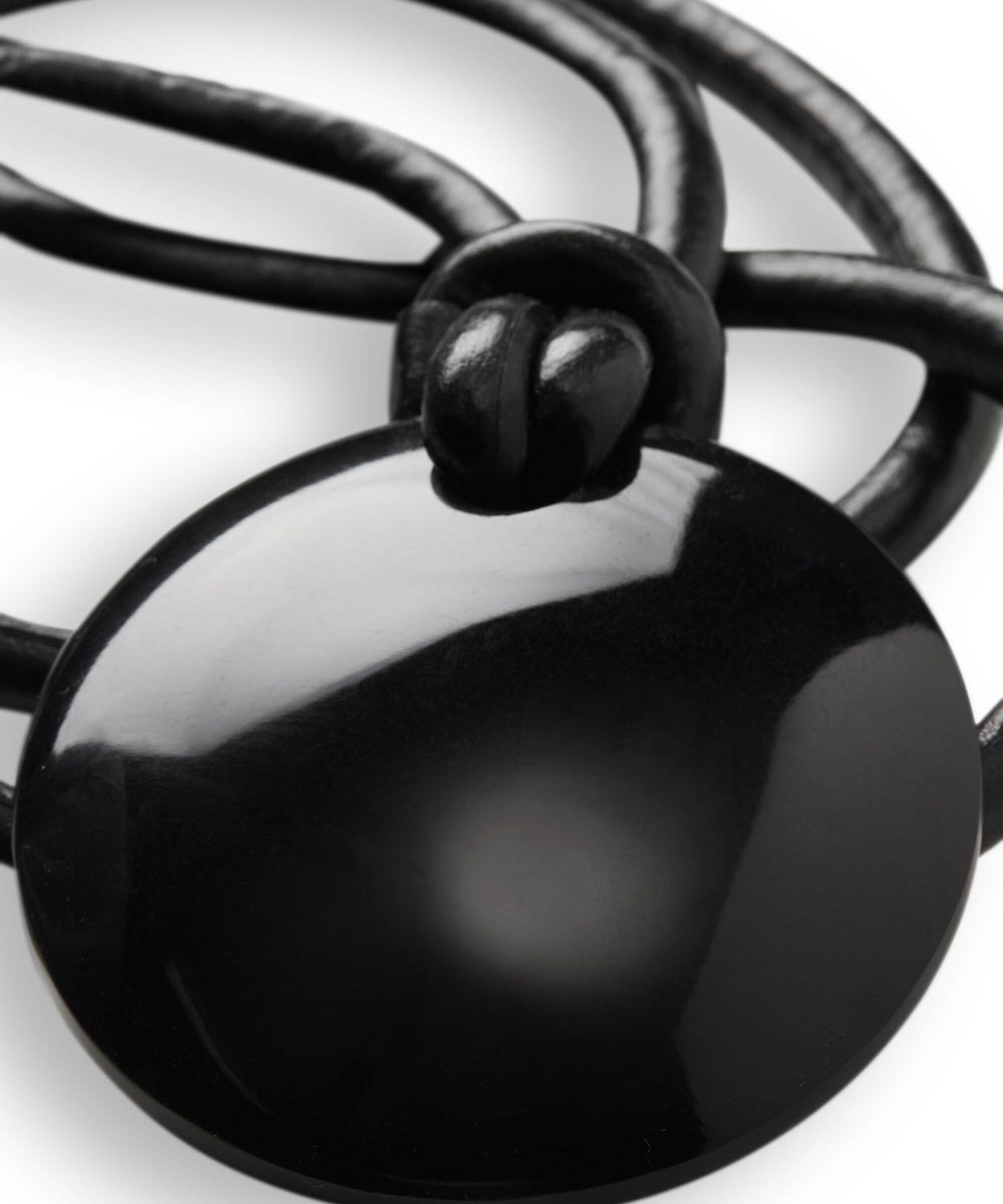 REYANNE HALSKÆDE, Black