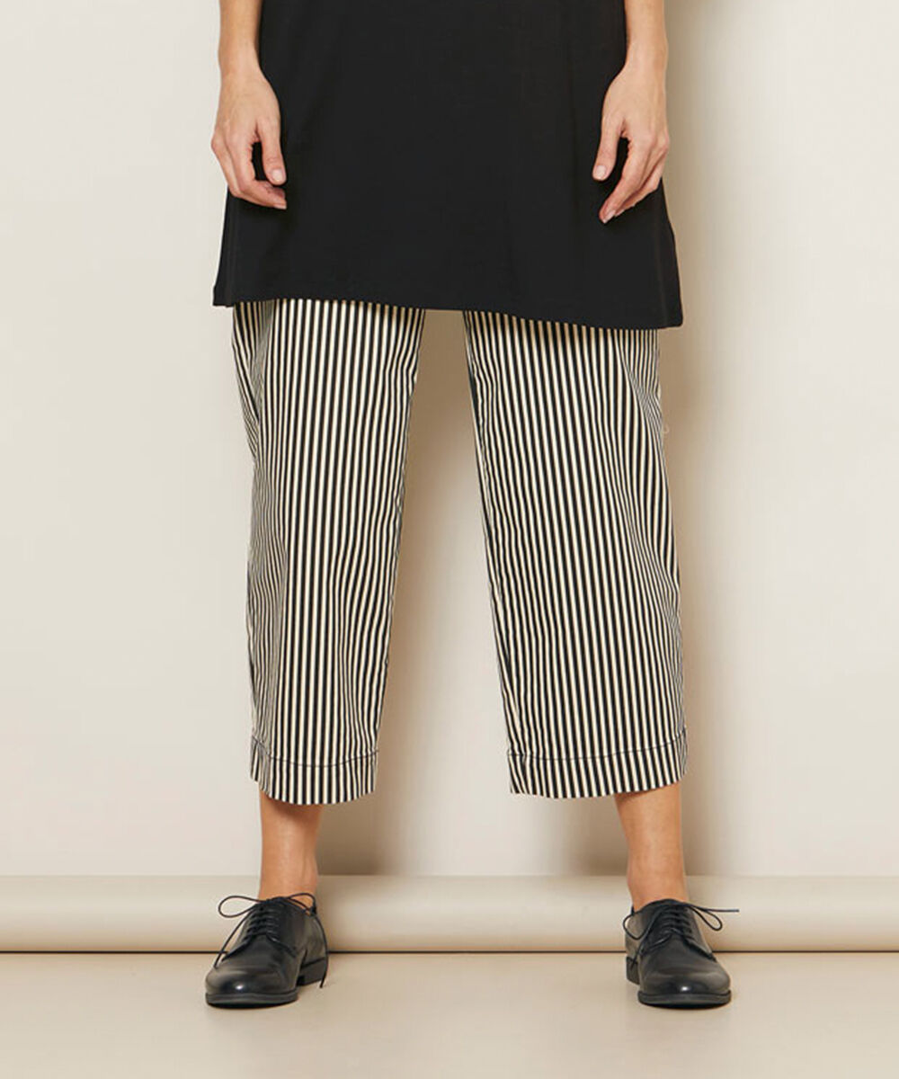 PABINA BUKSER, Black