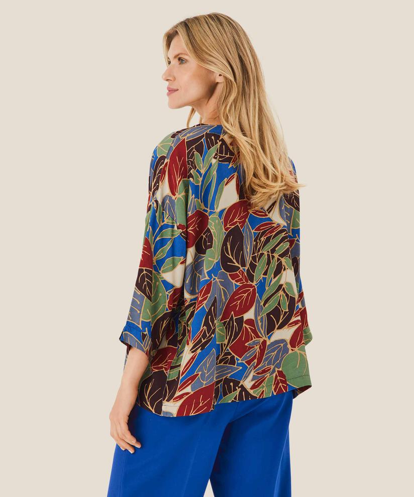 Becca Top, Surf the web