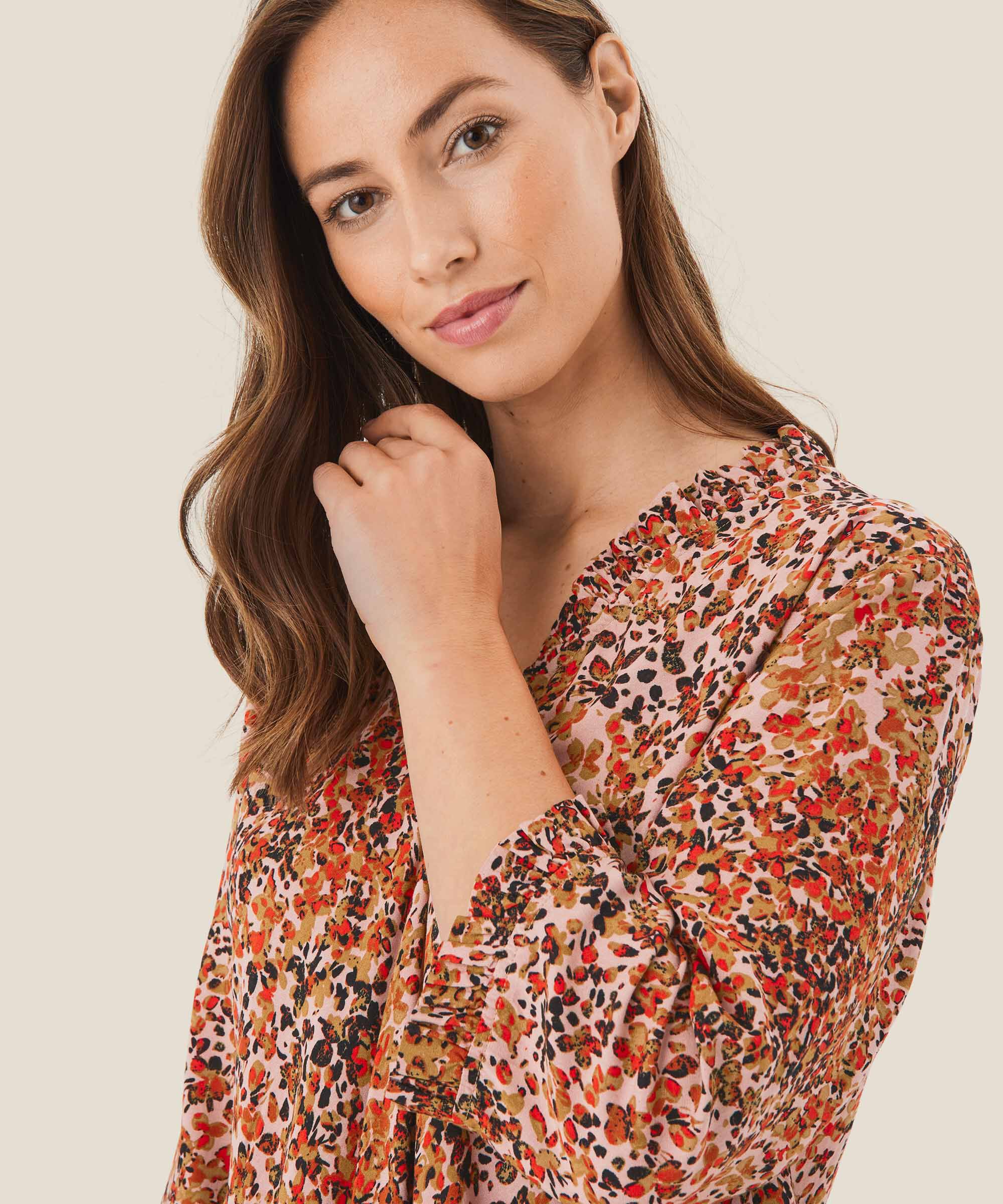 Nyrgit Kjole, Misty Rose